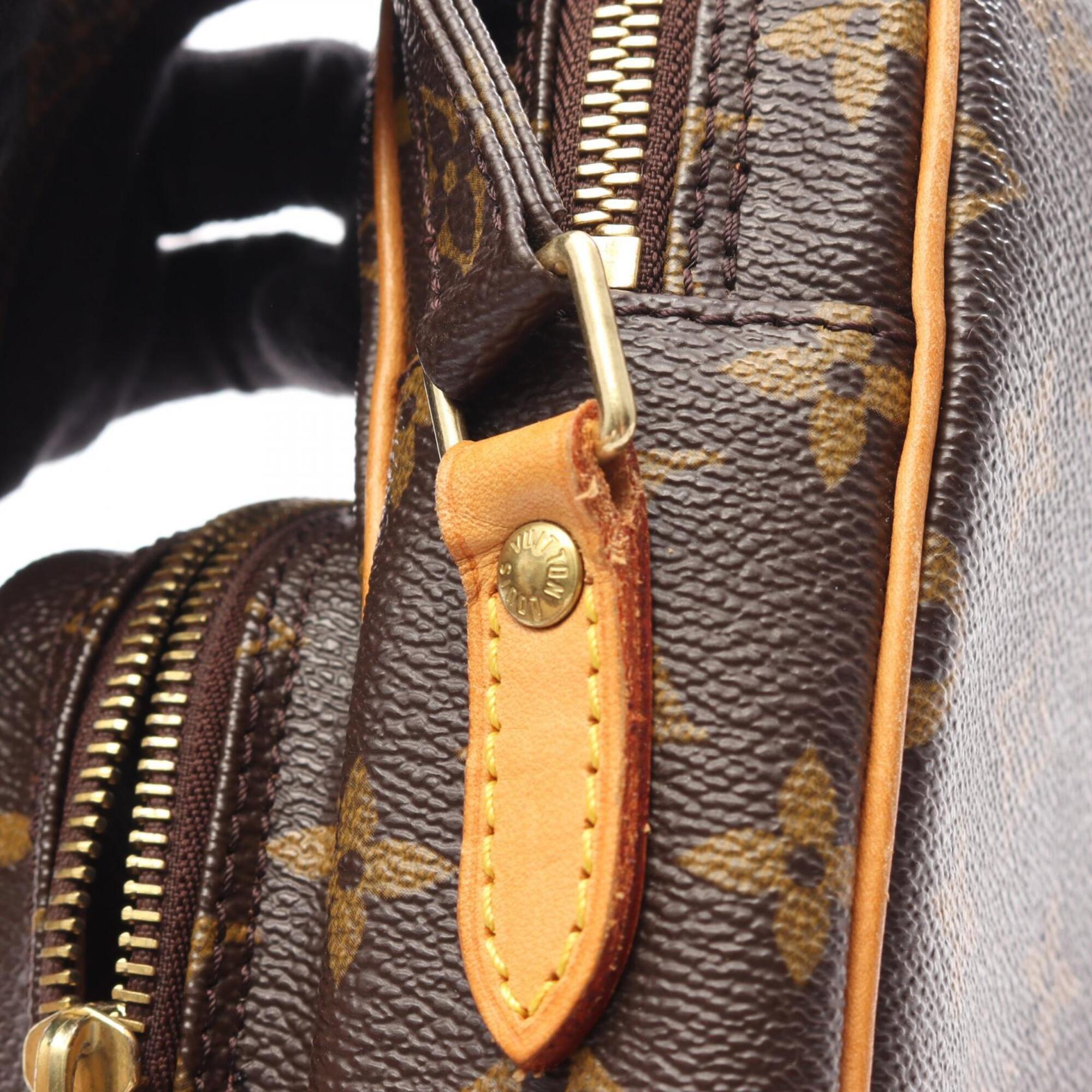 Louis Vuitton Brown Coated Canvas Pvc Monogram Leather Handbag Shoulder Bag (Pre-Owned)