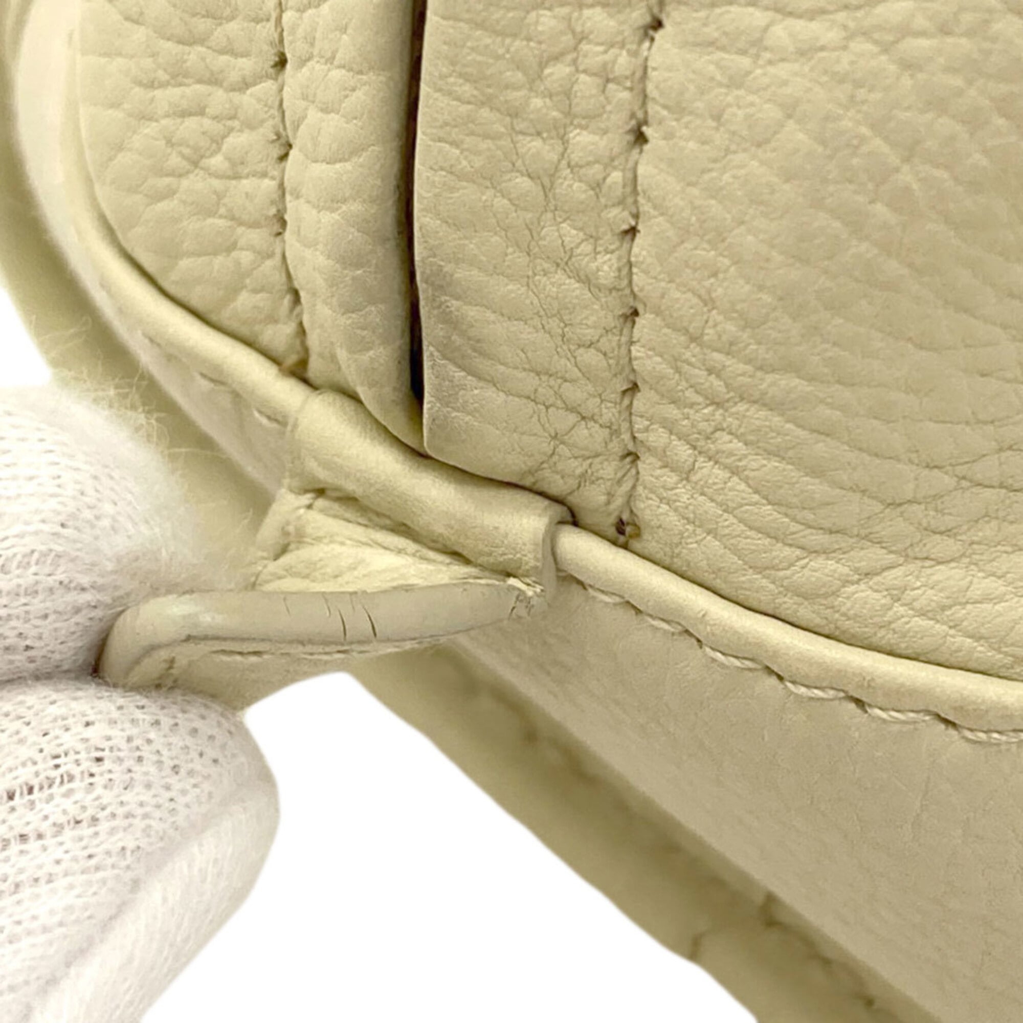 Loewe Yellow Leather Handbag (Pre-Owned)