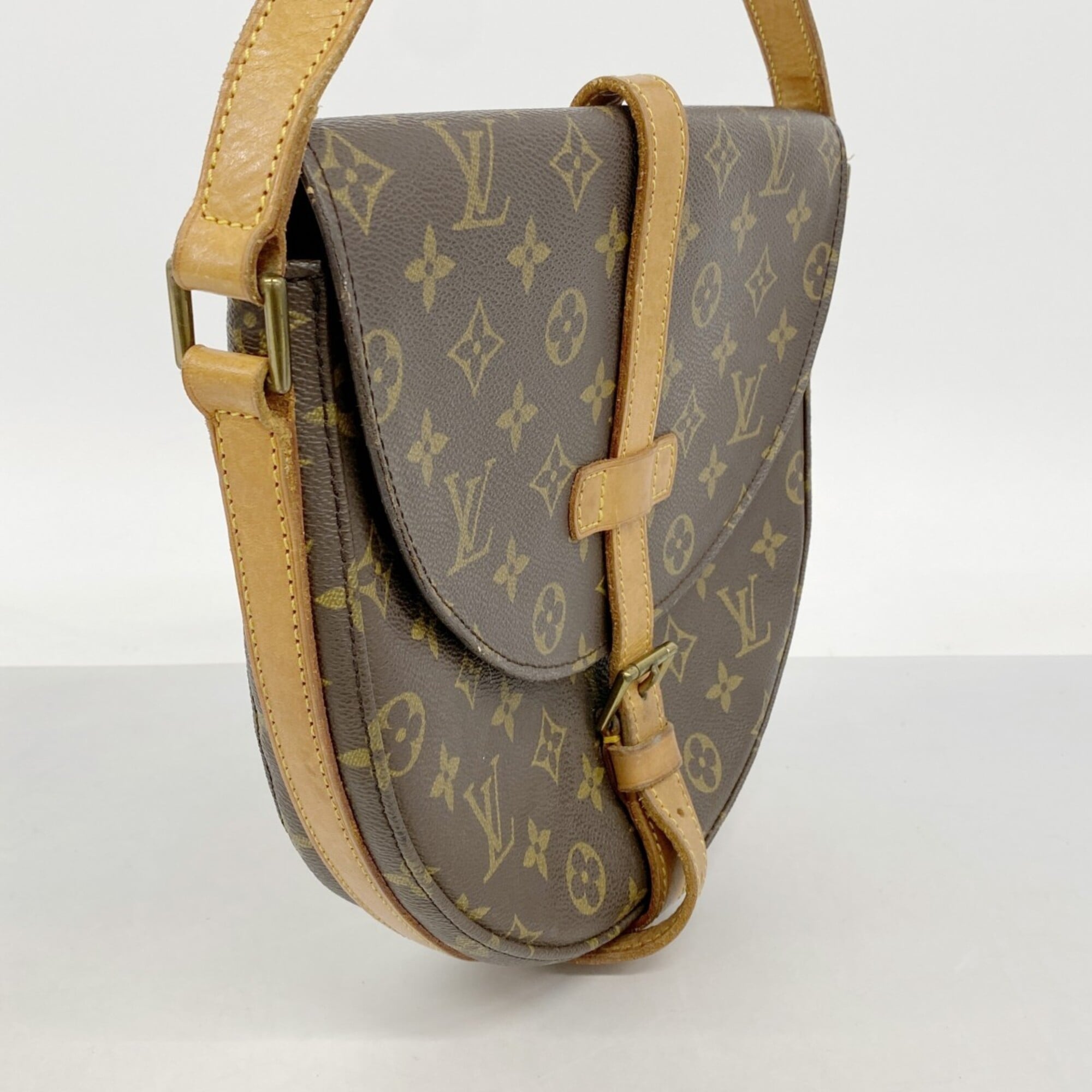 Louis Vuitton Brown Shoulder Bag (Pre-Owned)