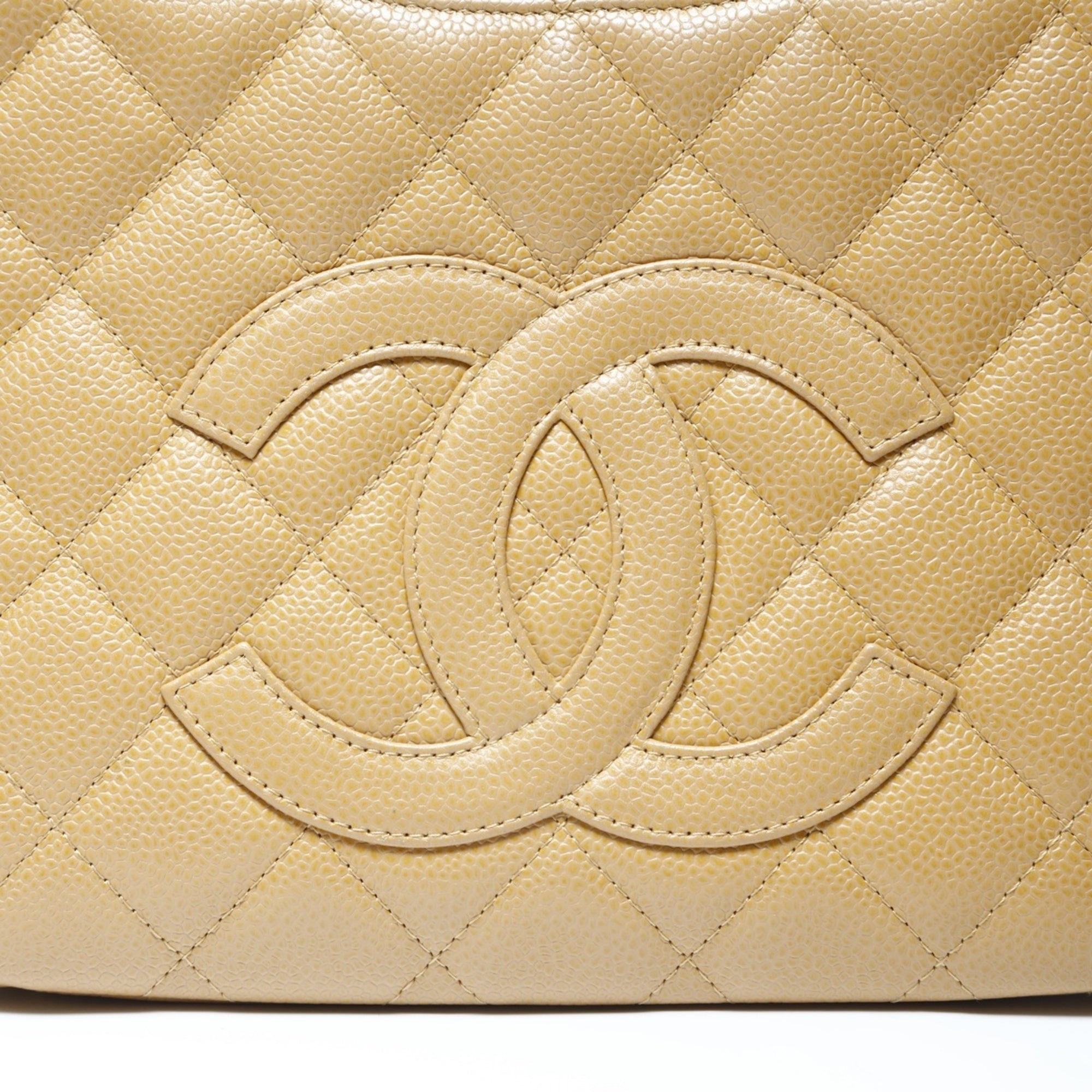 Chanel Beige Grained Calfskin Shoulder Bag (Pre-Owned)