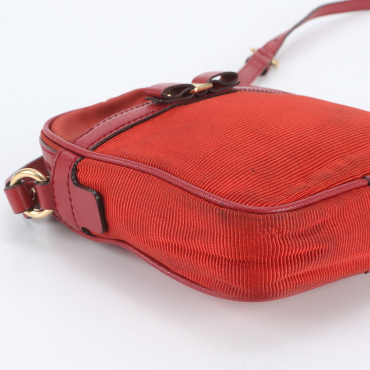 Salvatore Ferragamo Red Color Leather Canvas Crossbody Bag Shoulder Bag (Pre-Owned)