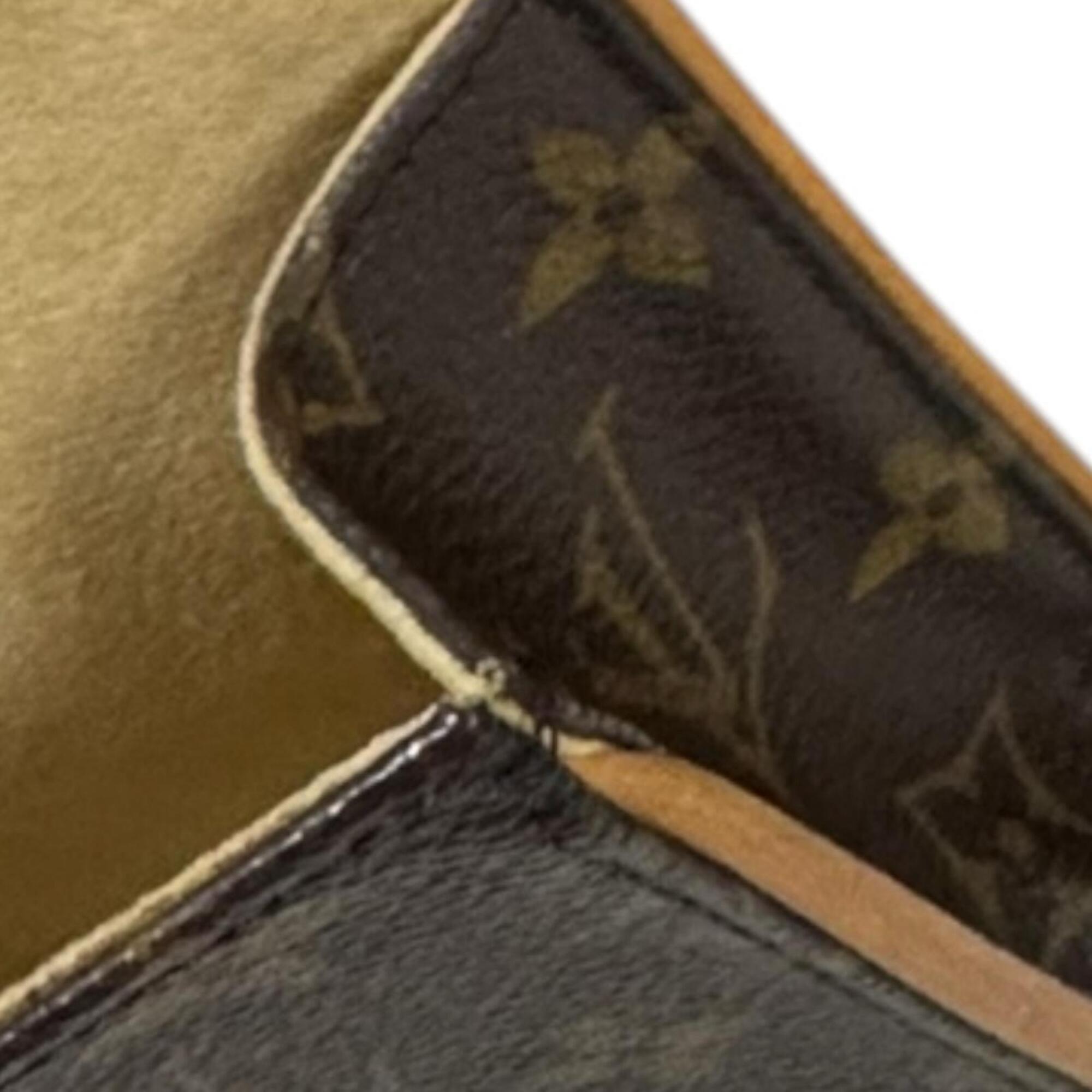 Louis Vuitton Monogram Brown Monogram Or Monogram Fanny Pack (Pre-Owned)