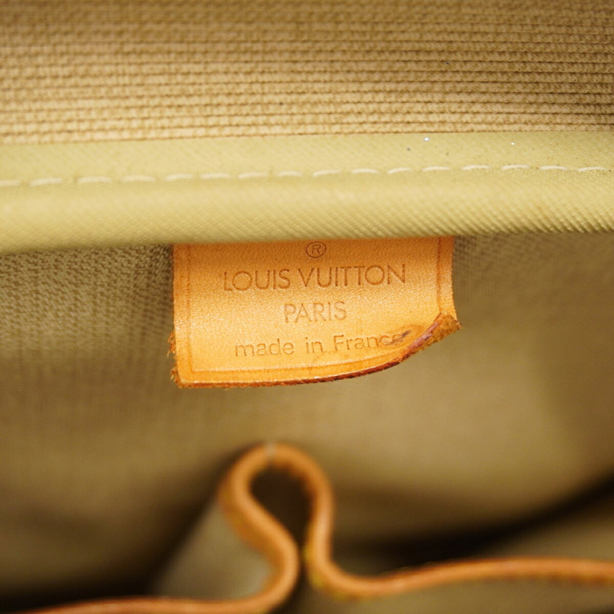 Louis Vuitton Brown Handbag (Pre-Owned)