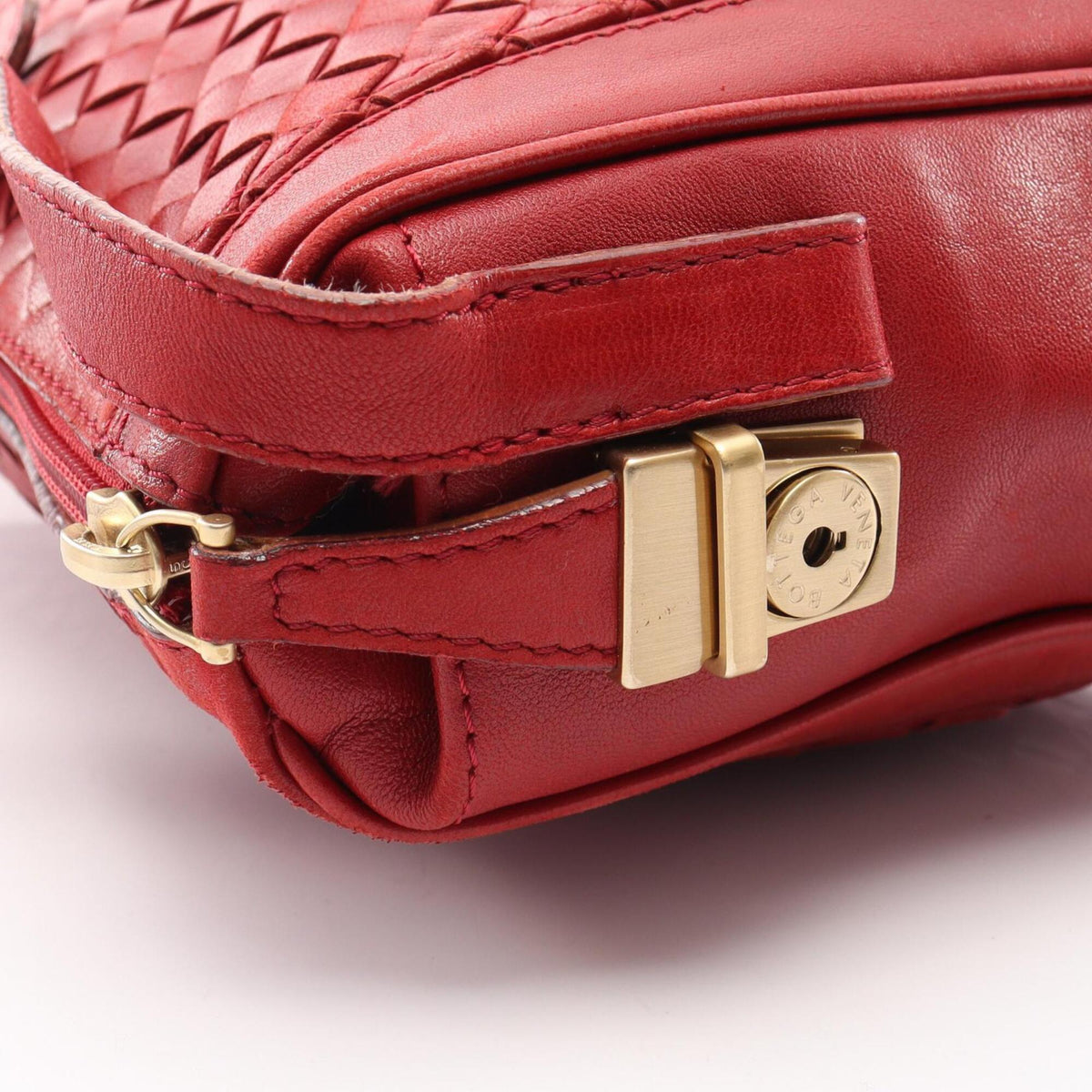 Bottega Veneta Red Color Intrecciato Handbag Shoulder Bag (Pre-Owned)
