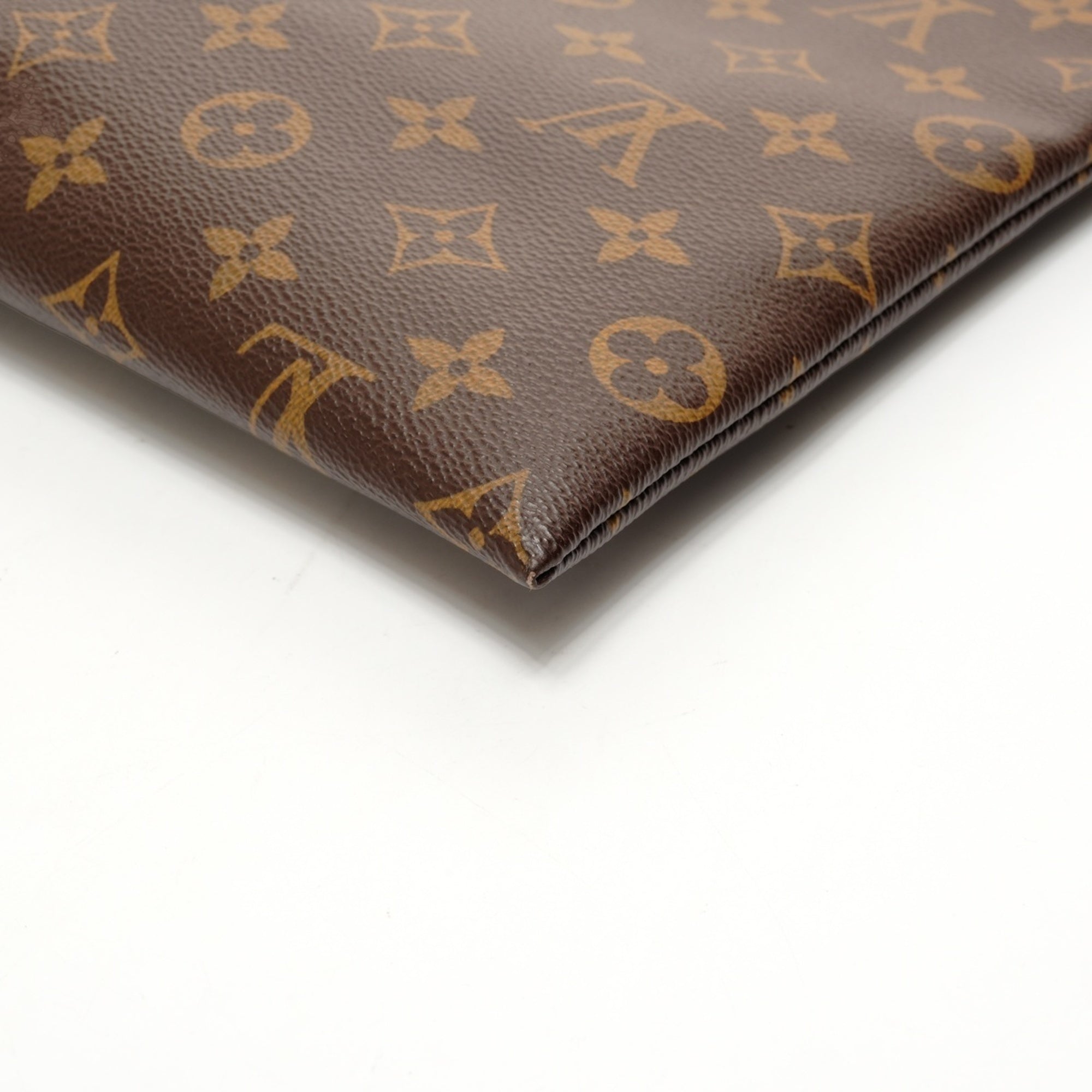 Louis Vuitton Brown Clutch Bag Pochette (Pre-Owned)