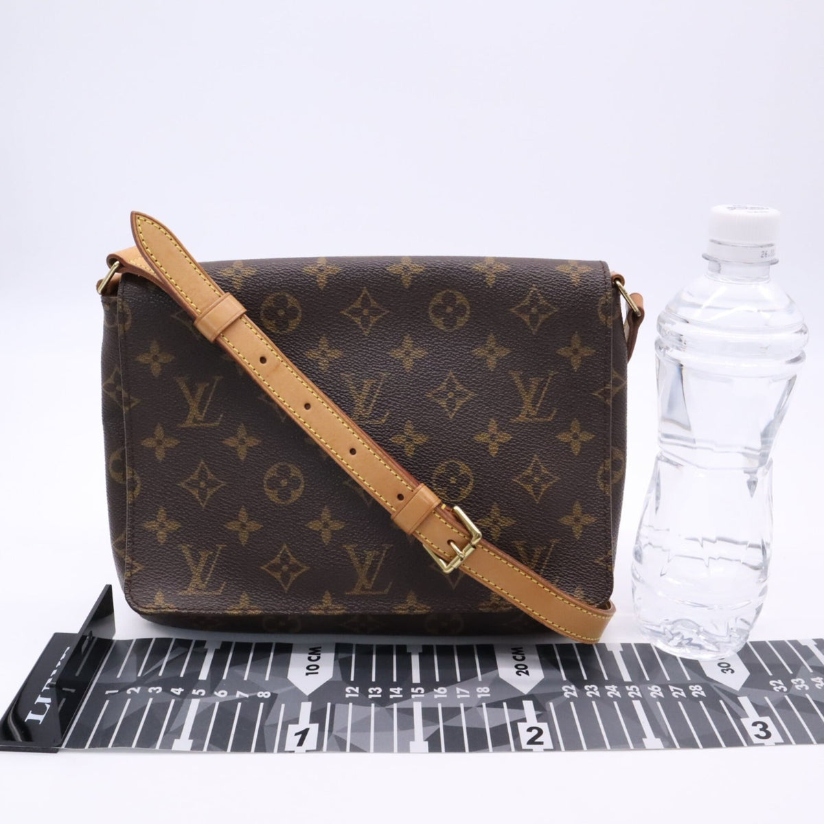 Louis Vuitton Beige Brown Coated Canvas Leather Shoulder Bag (Pre-Owned)