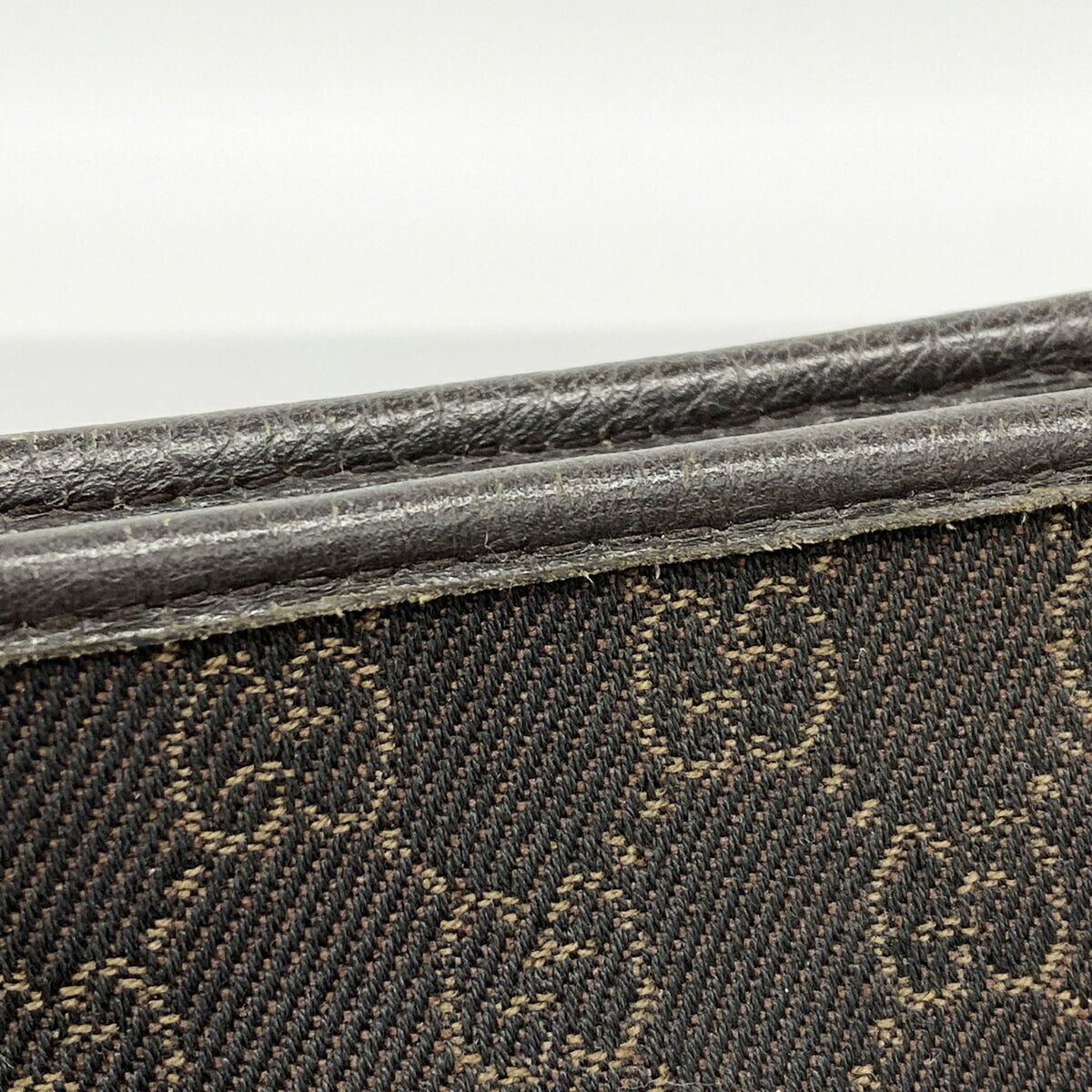 Gucci Brown Canvas Shoulder Bag (Pre-Owned)