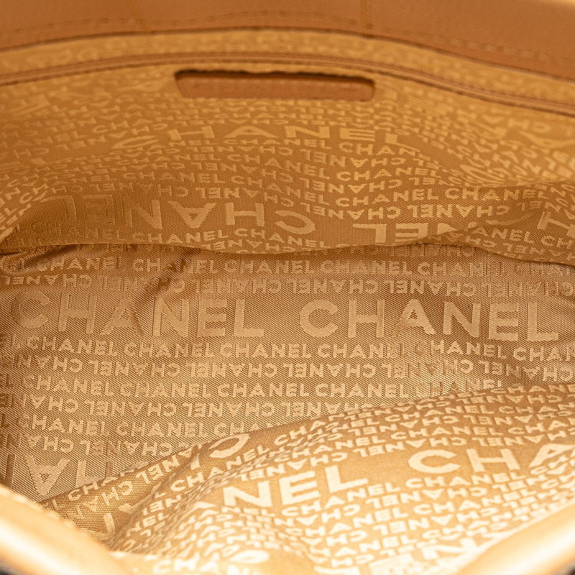 Chanel Beige Leather Handbag Tote Bag (Pre-Owned)