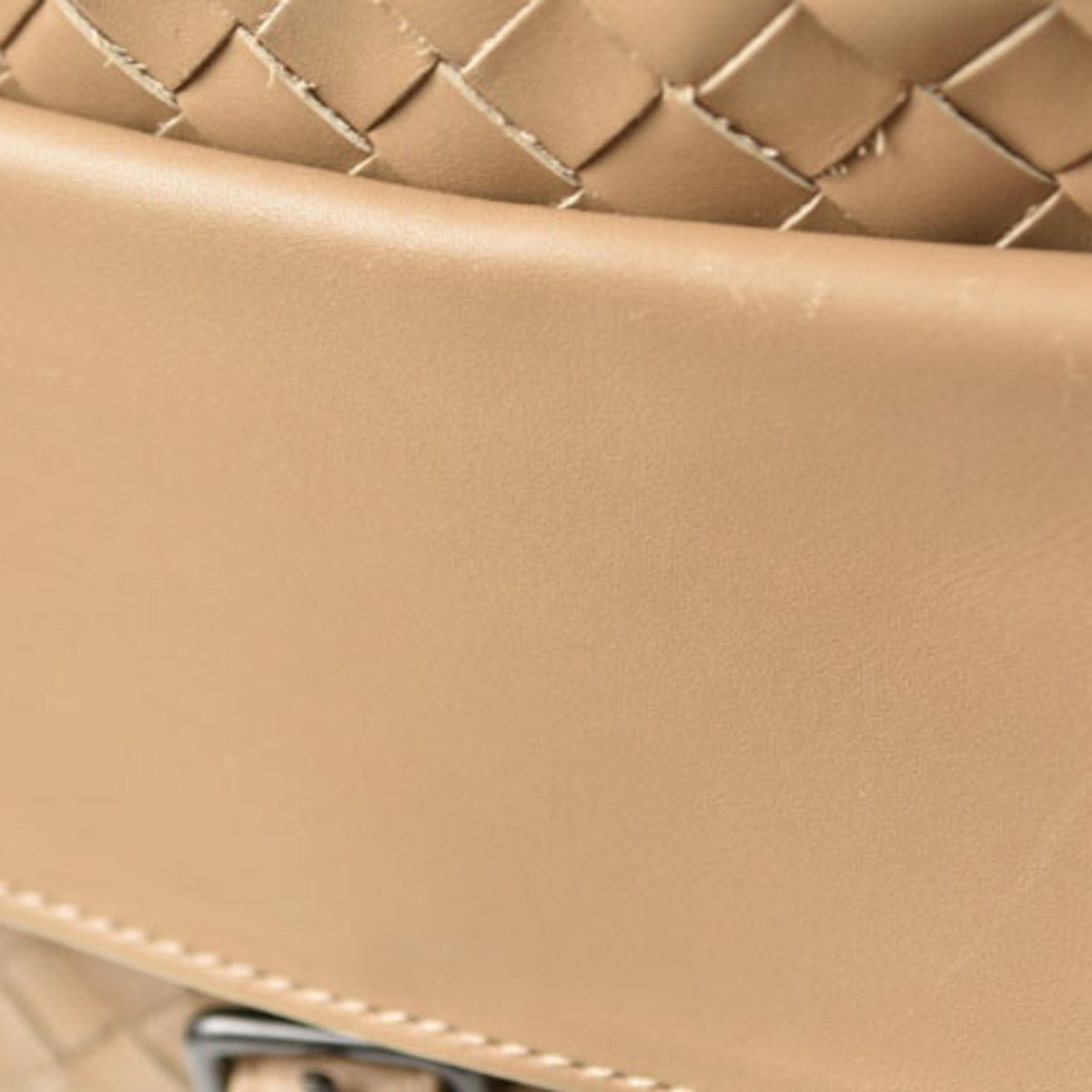 Bottega Veneta Camel Leather Shoulder Bag (Pre-Owned)