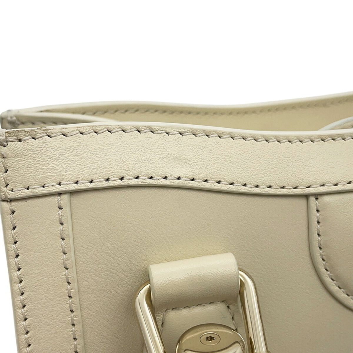 Gucci Ivory Leather Handbag Shoulder Bag (Pre-Owned)