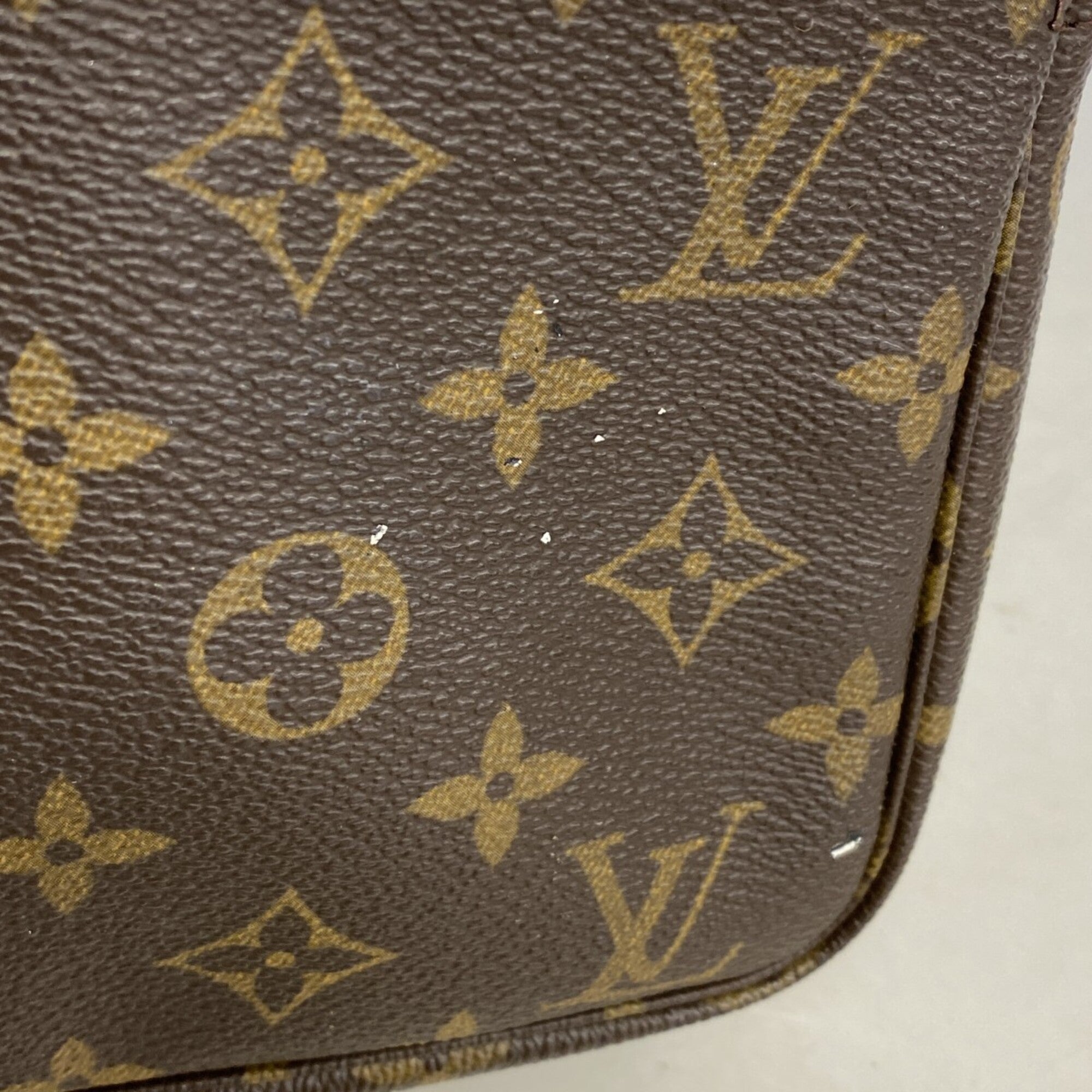 Louis Vuitton Brown Pouch (Pre-Owned)
