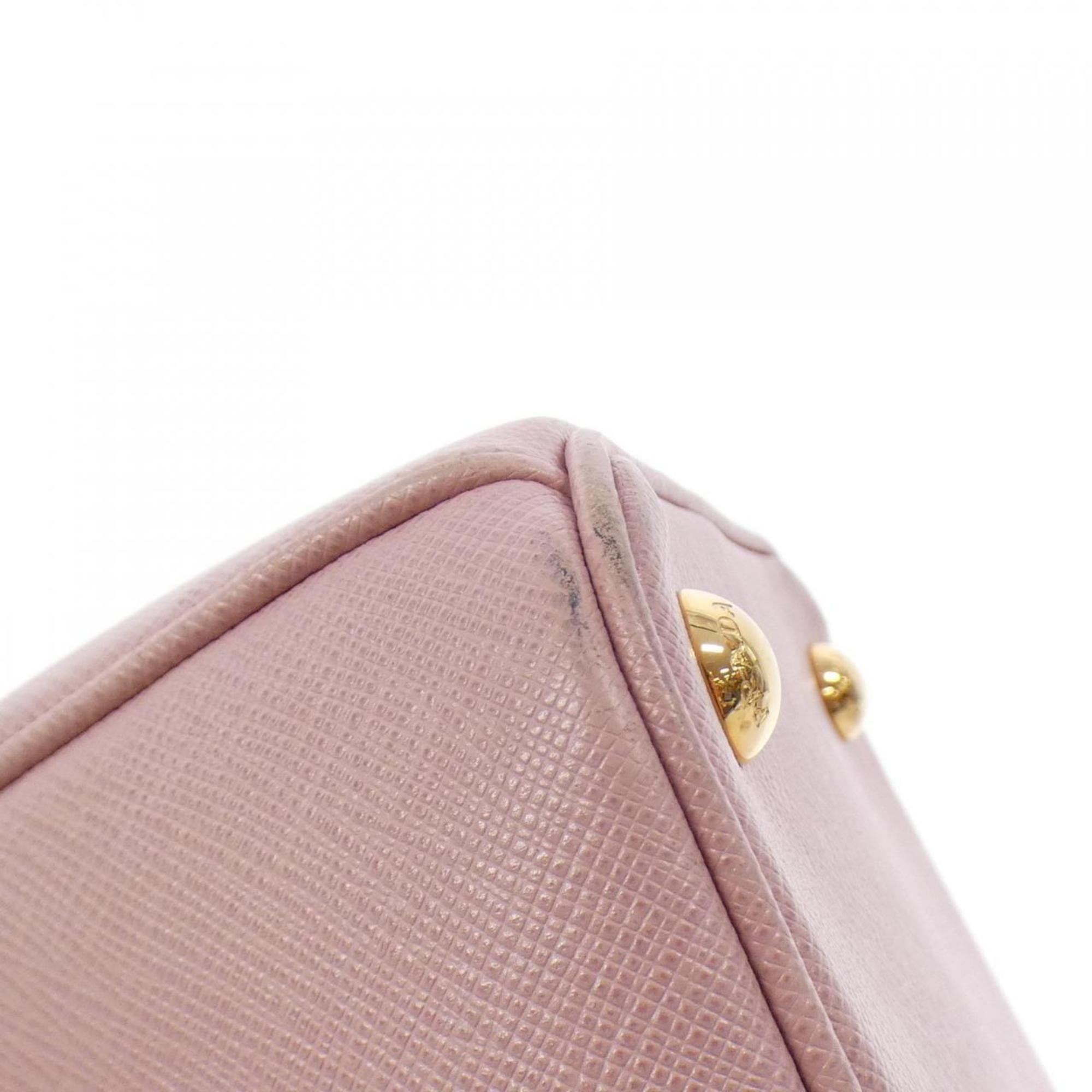 Prada Saffiano Gold Saffiano Lux Handbag (Pre-Owned)