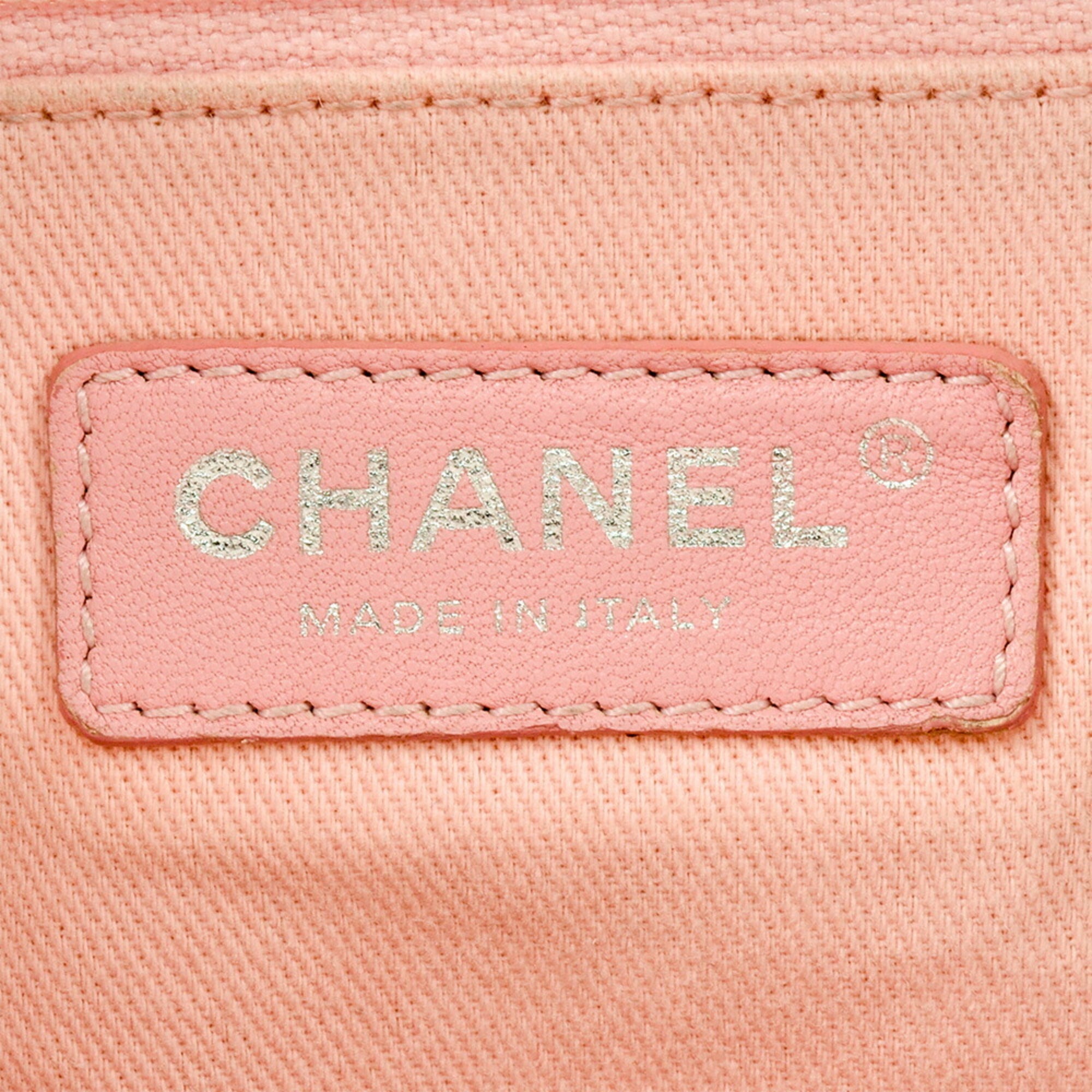 Chanel Beige Pink Straw Tote Bag (Pre-Owned)
