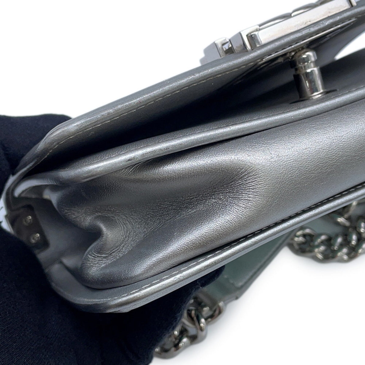 Chanel Matelasse Silver Turquoise Leather Handbag Shoulder Bag (Pre-Owned)