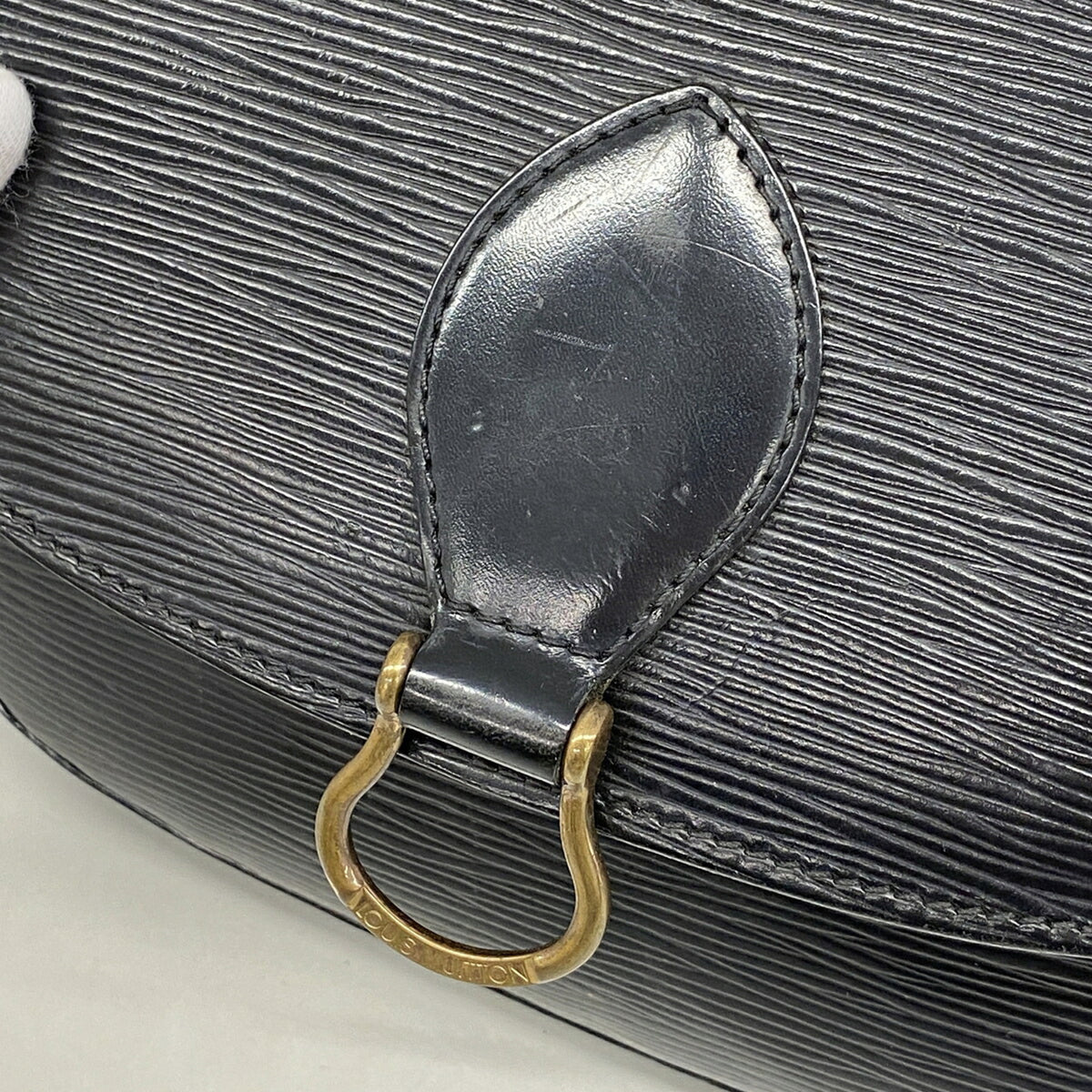 Louis Vuitton Noir Shoulder Bag (Pre-Owned)