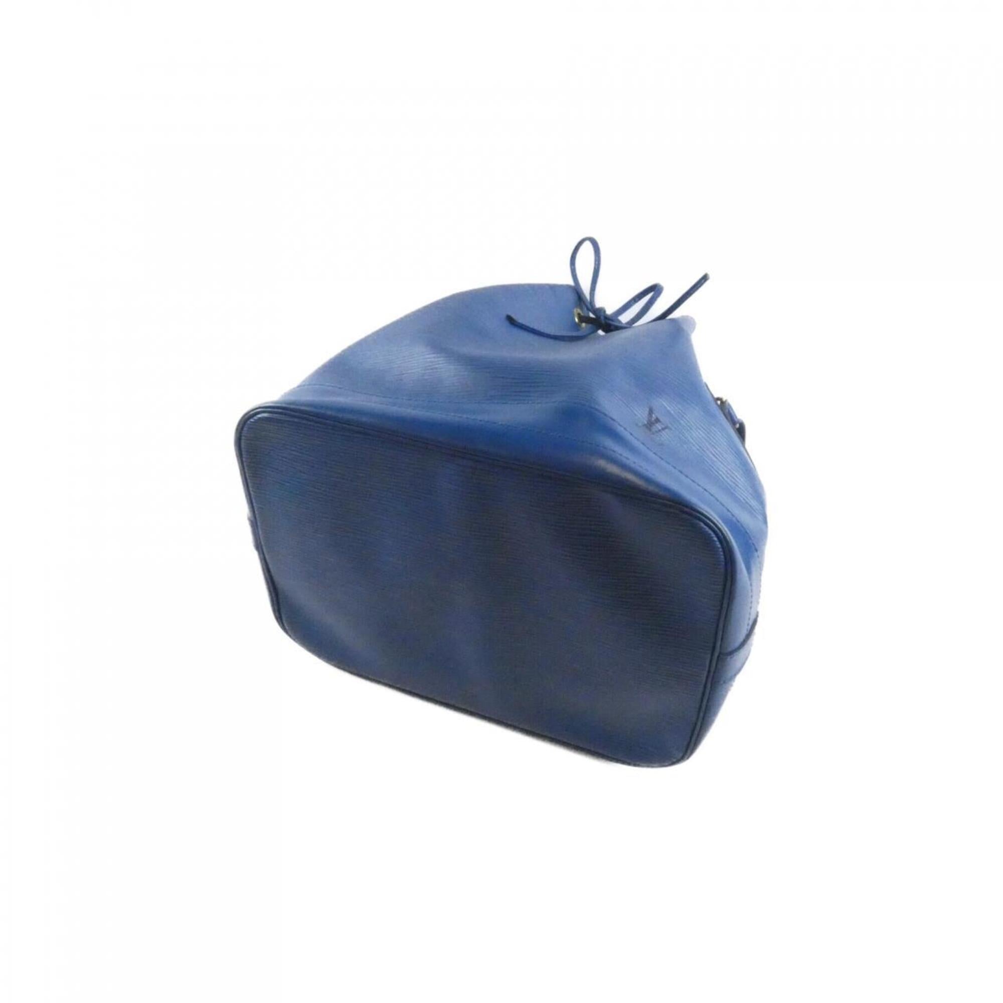 Louis Vuitton Blue Leather Shoulder Bag (Pre-Owned)
