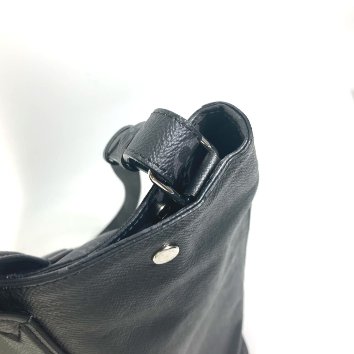 Louis Vuitton Taigarama Black Taiga Leather Monogram Eclipse Handbag Shoulder Bag Tote Bag (Pre-Owned)