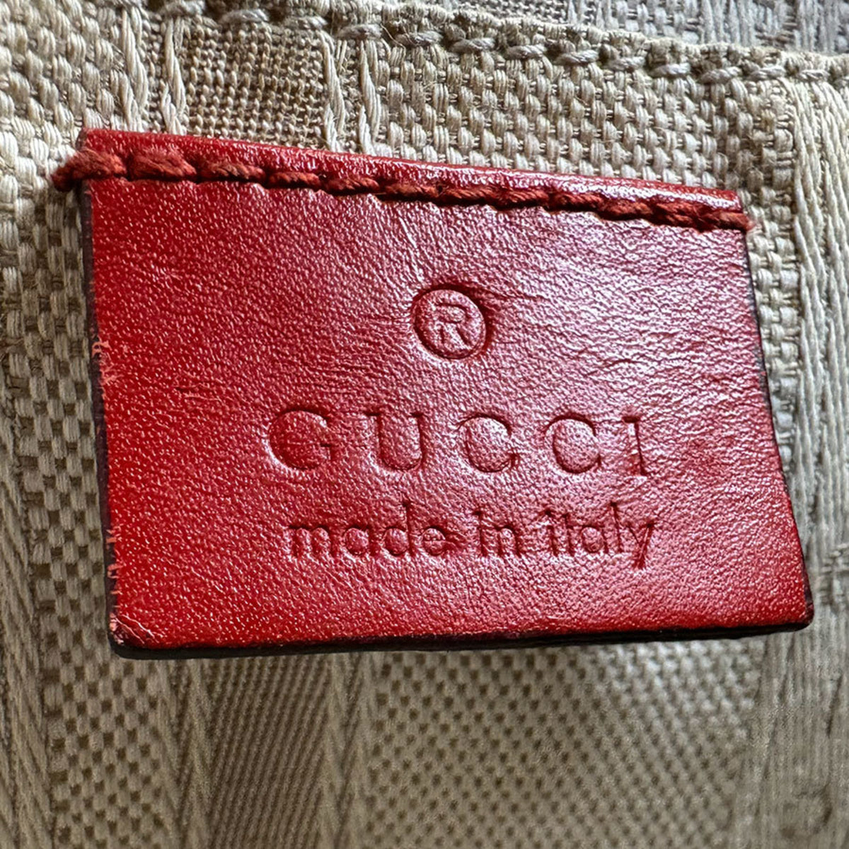Gucci Red Color Leather Shoulder Bag (Pre-Owned)