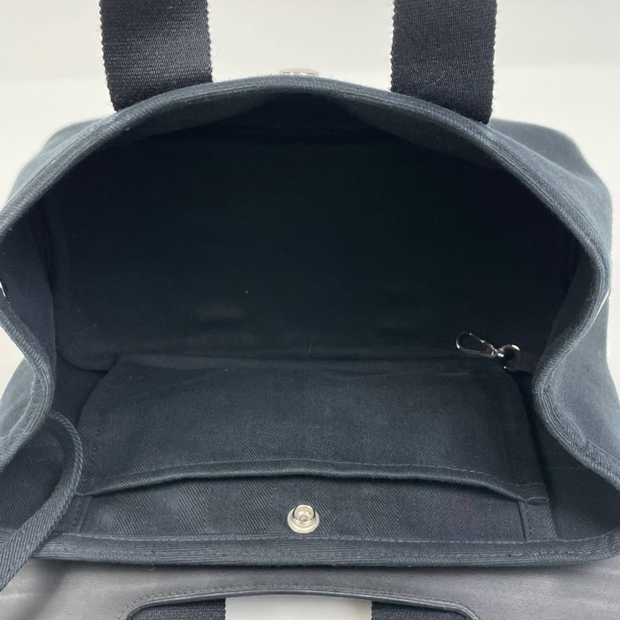 Hermes Black Toile Chevron Leather Handbag Tote Bag (Pre-Owned)