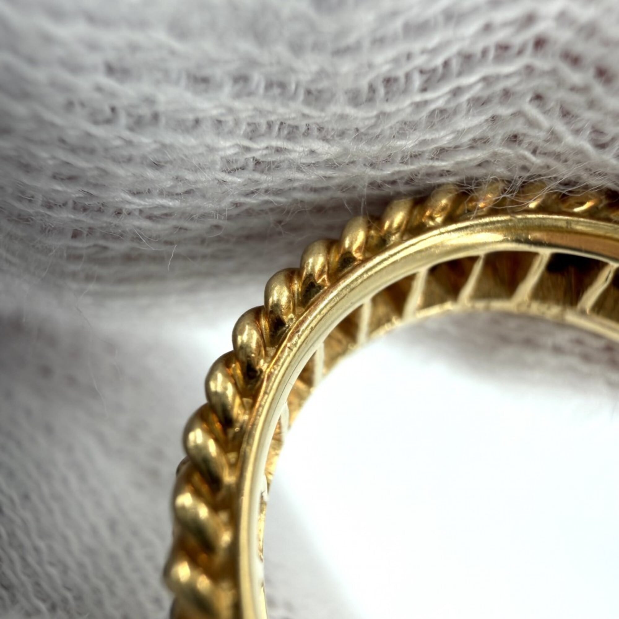 Christian Dior White Yellow Yellow Gold (Pre-Owned)