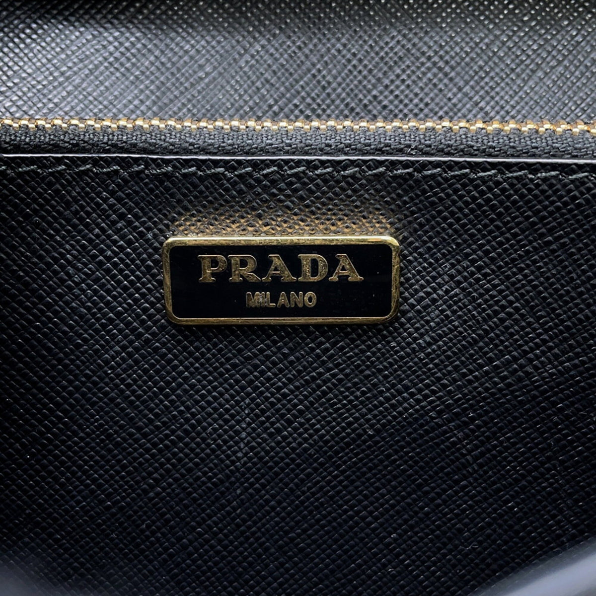Prada Black Saffiano Chain/Shoulder Wallet (Pre-Owned)