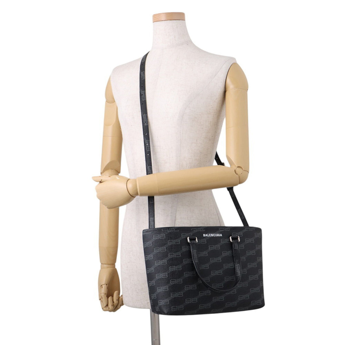 Balenciaga Black Handbag (Pre-Owned)