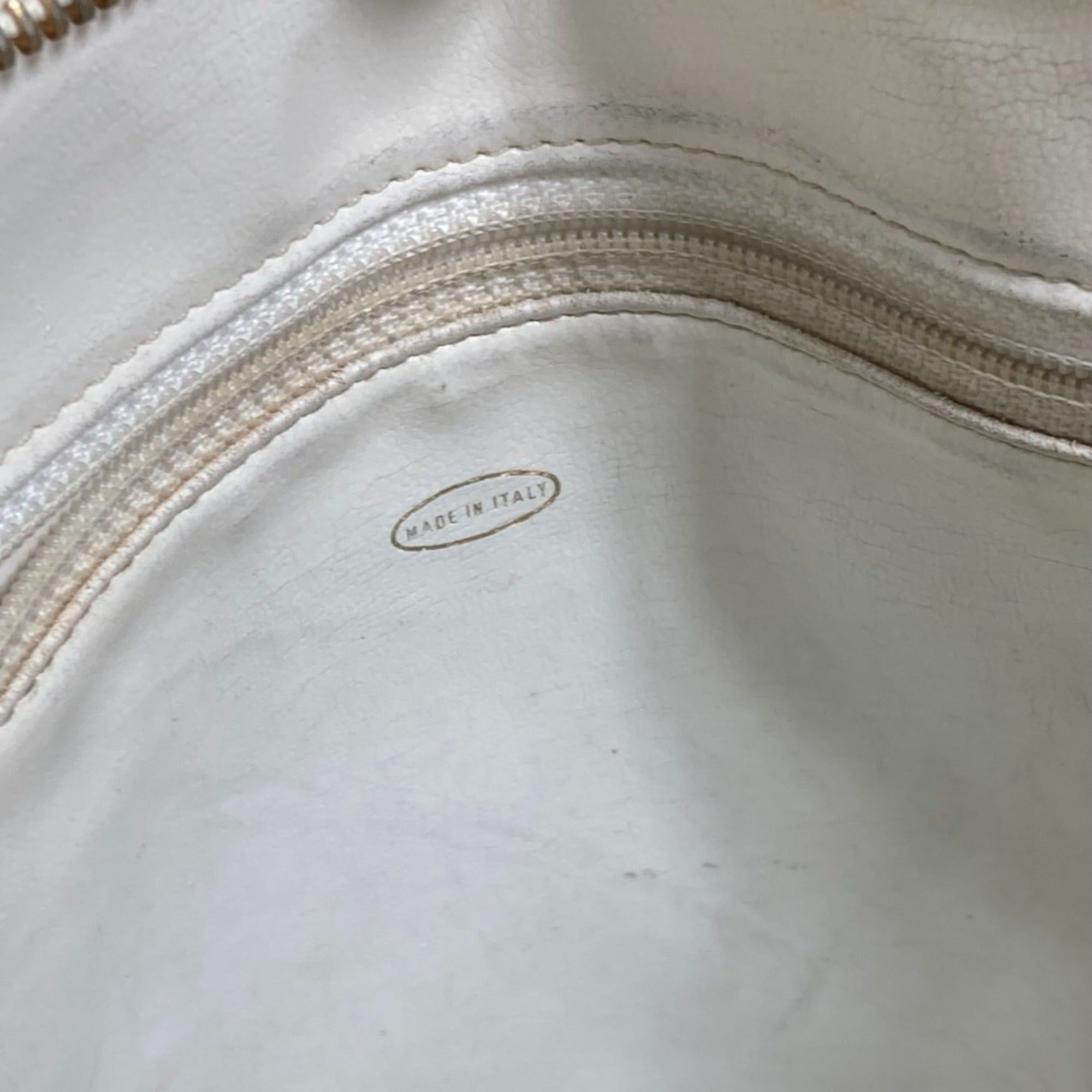 Chanel Yellow Leather Shoulder Bag (Pre-Owned)