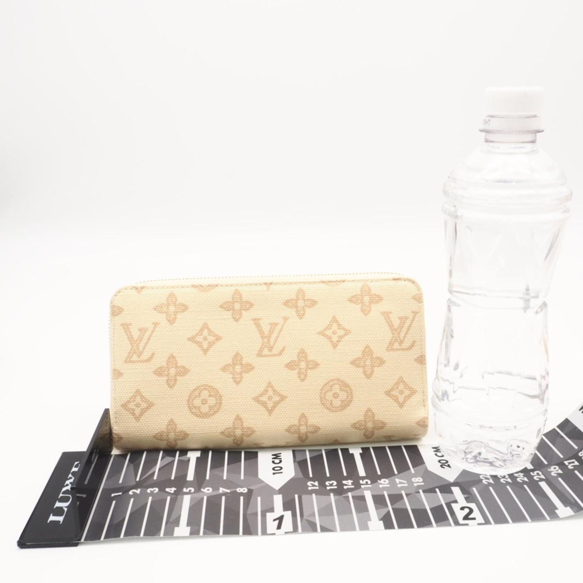 Louis Vuitton Beige Brown Monogram Monogram Long Wallet (Bi-Fold) (Pre-Owned)