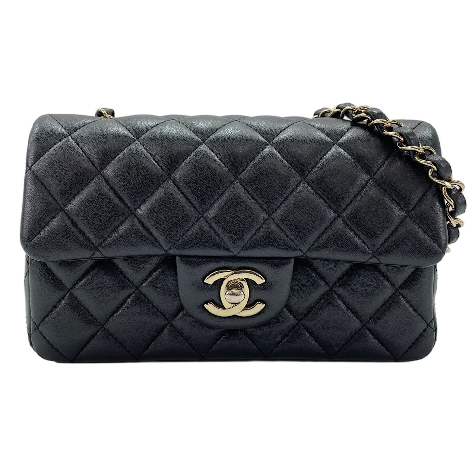 Chanel Black Shoulder Bag (Pre-Owned)