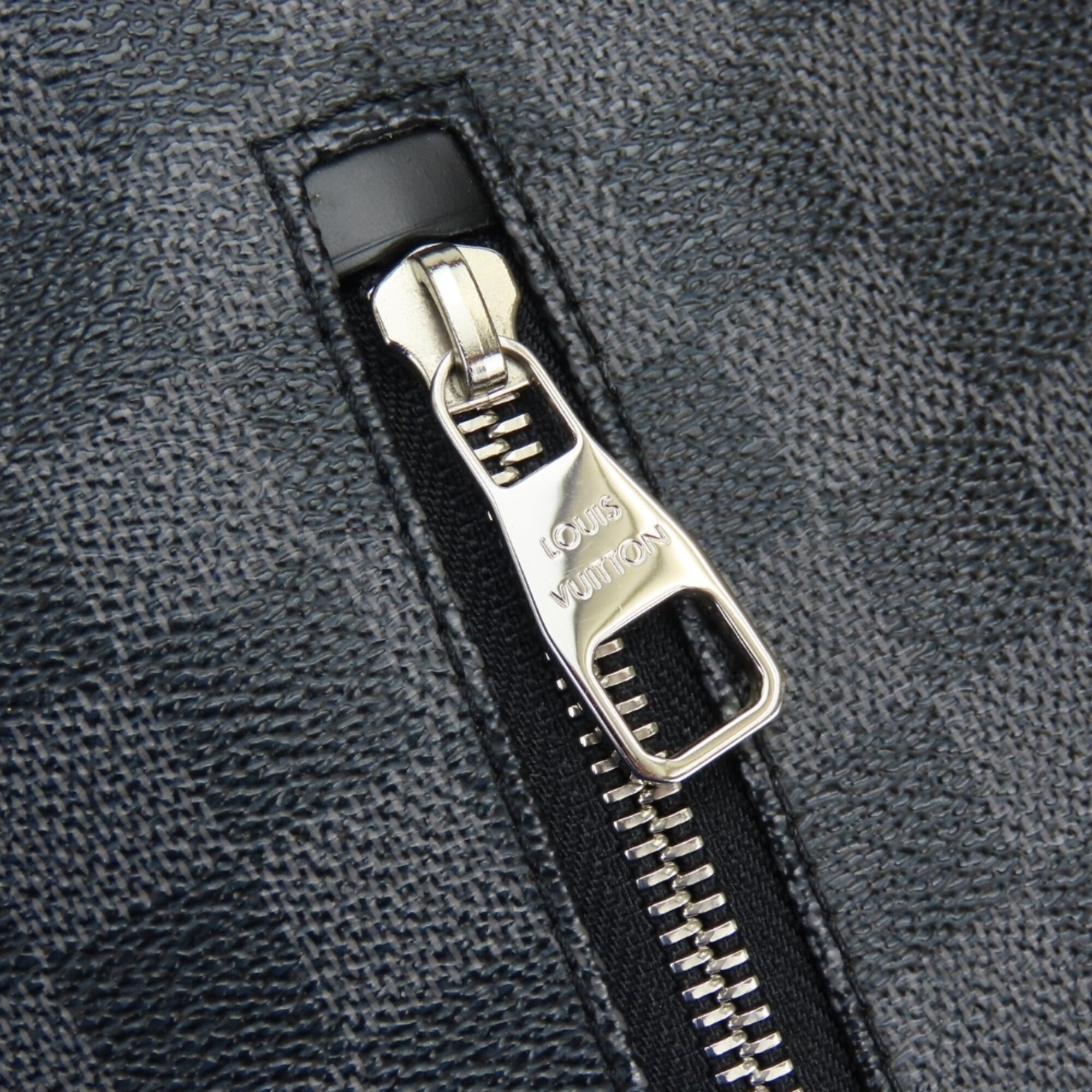 Louis Vuitton Black Dark Gray Damier Graphite Shoulder Bag (Pre-Owned)