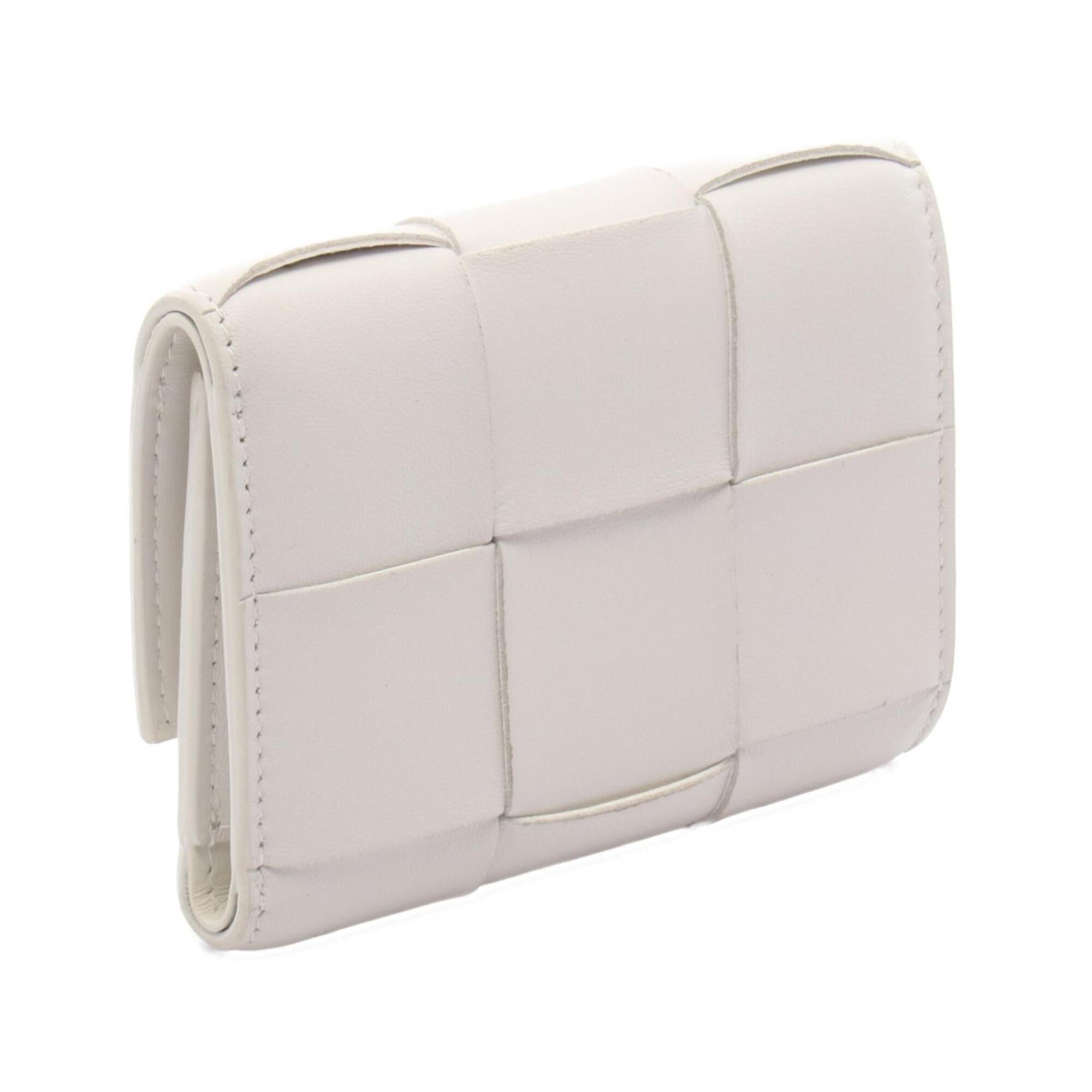Bottega Veneta White Leather Wallet (Tri-Fold) (Pre-Owned)