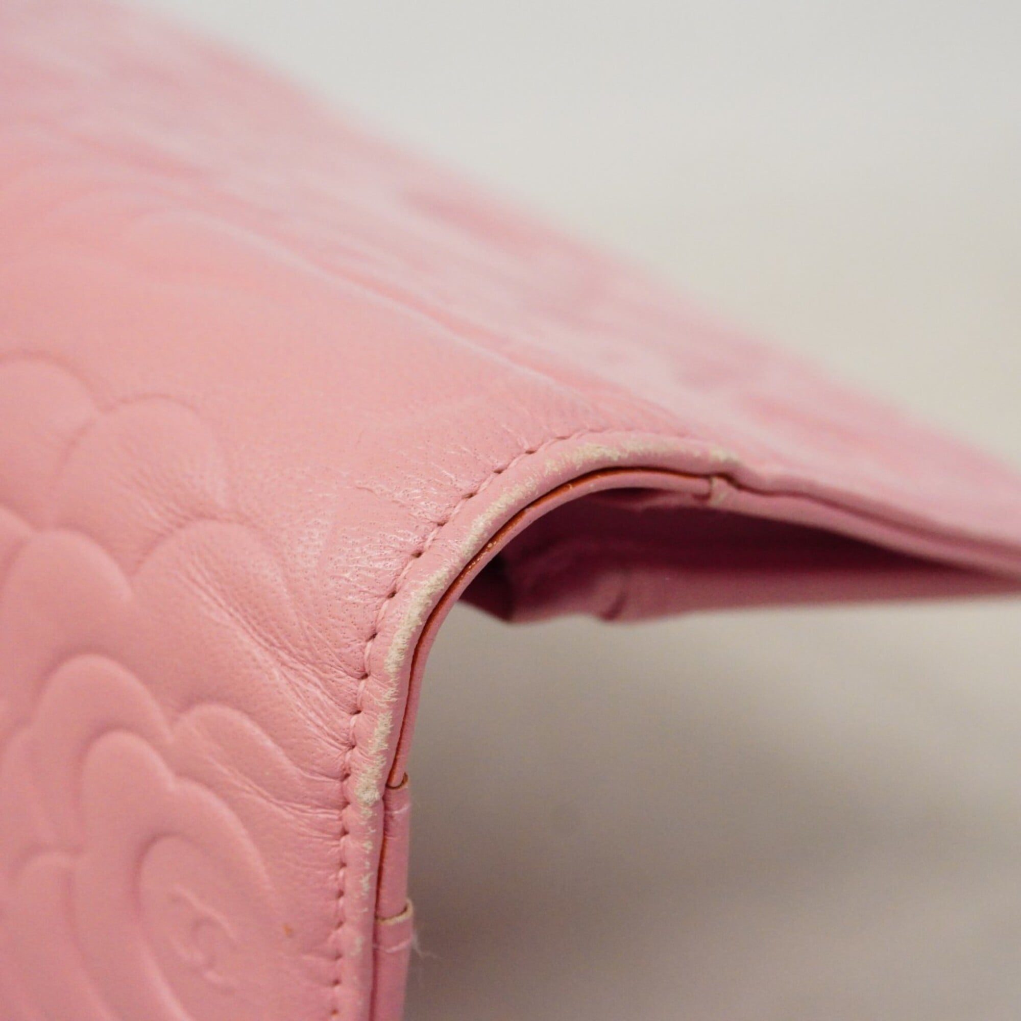 Chanel Pink Leather Long Wallet (Bi-Fold) (Pre-Owned)