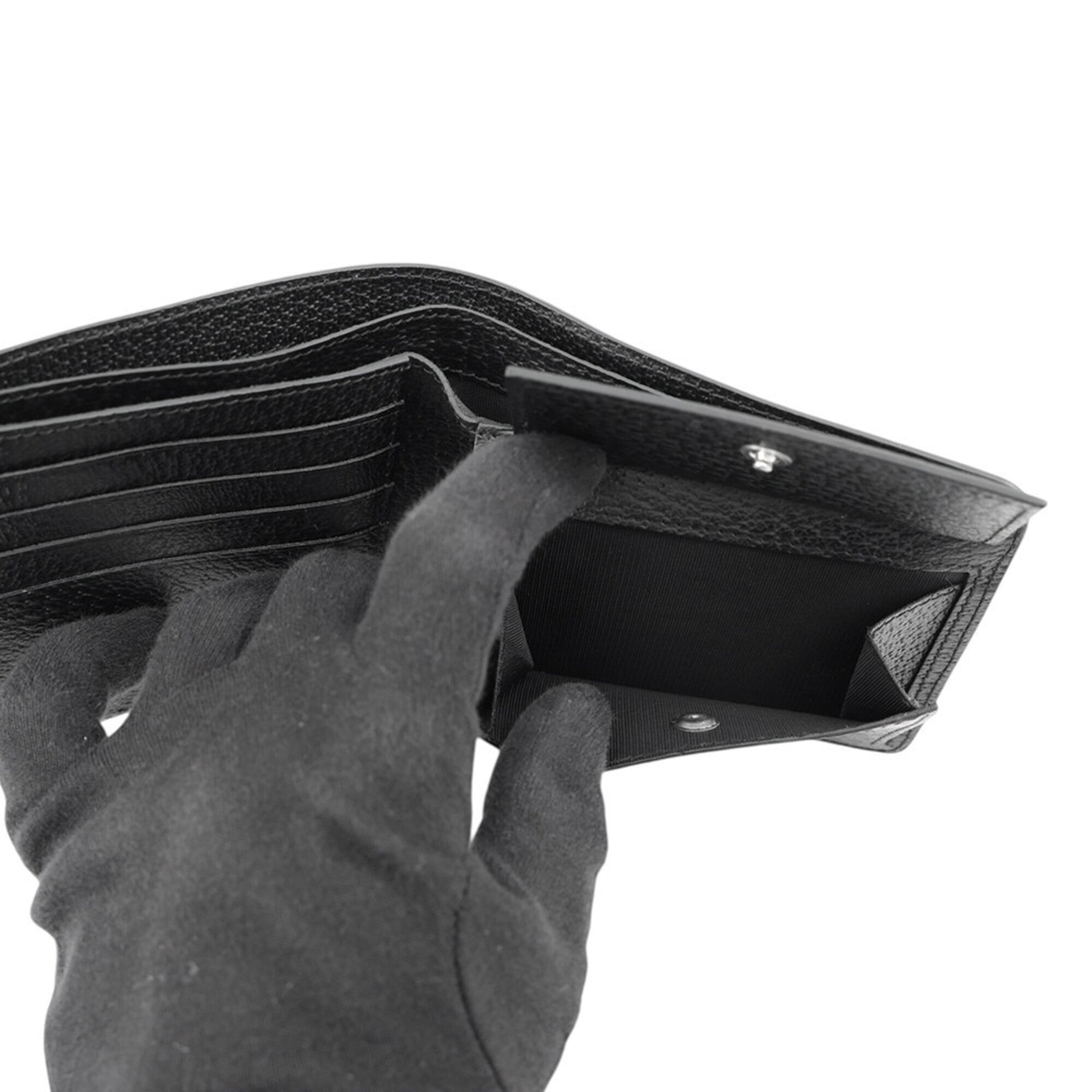 Salvatore Ferragamo Gancini Black Leather Wallet (Bi-Fold) (Pre-Owned)