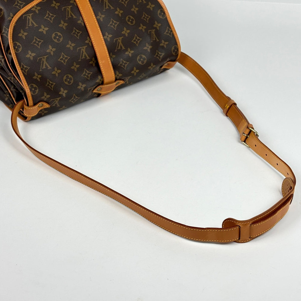 Louis Vuitton Monogram Brown Monogram Shoulder Bag (Pre-Owned)