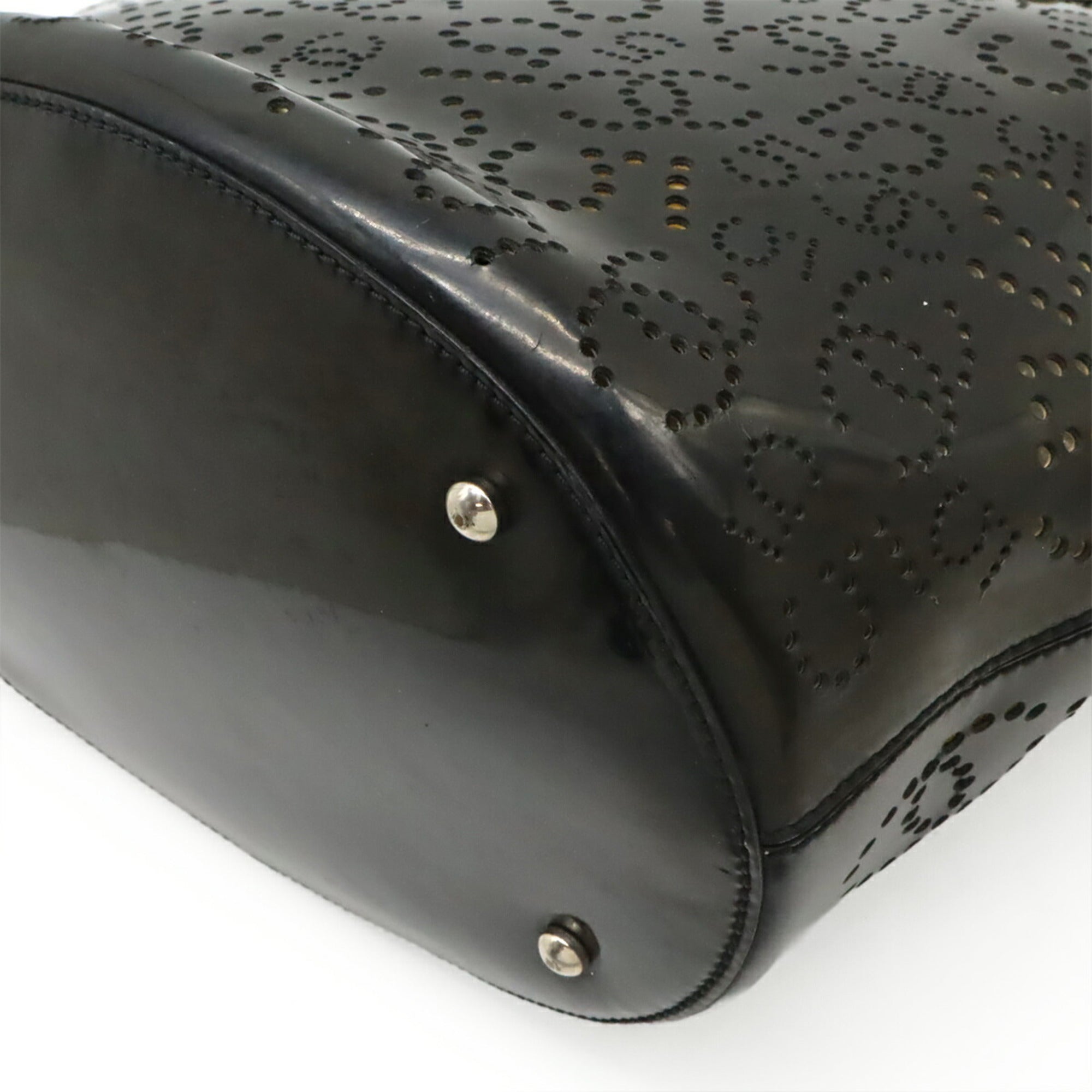 Chanel Black Leather Handbag Tote Bag (Pre-Owned)