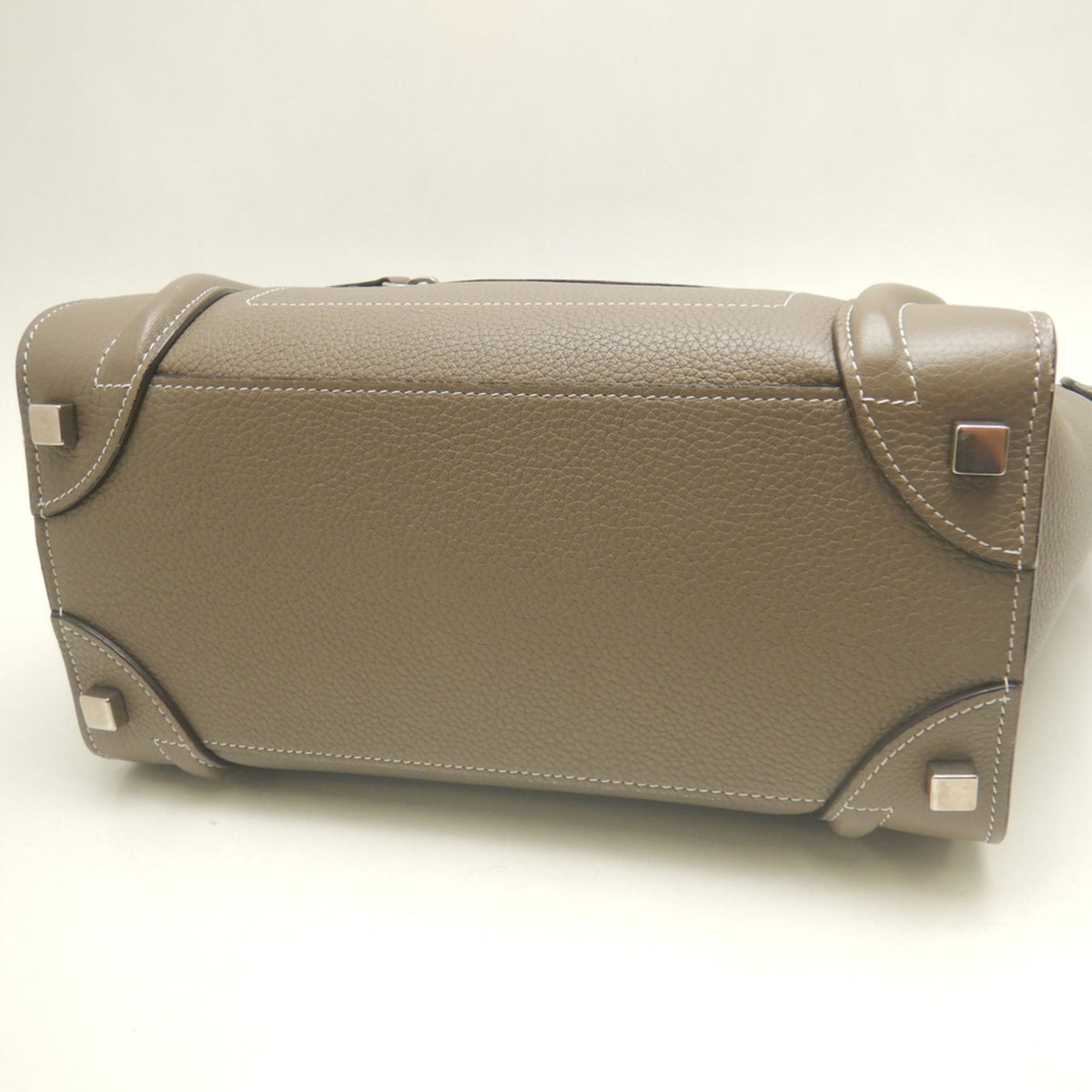 Celine Silver Leather Handbag (Pre-Owned)