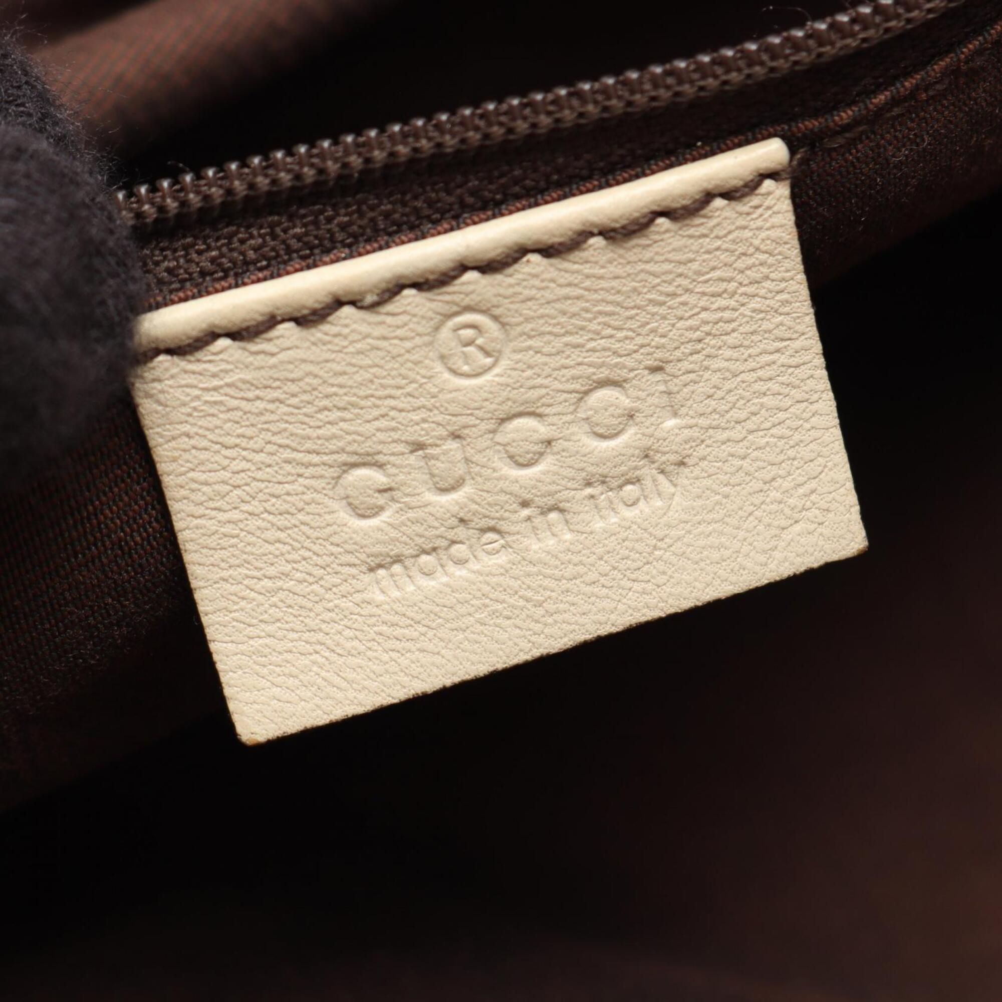 Gucci Beige Ivory Gg Canvas Handbag (Pre-Owned)