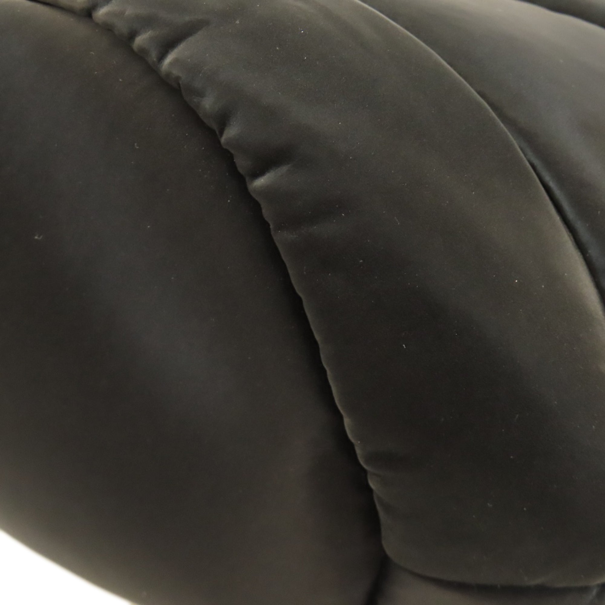 Christian Louboutin Black Nylon Tote Bag (Pre-Owned)