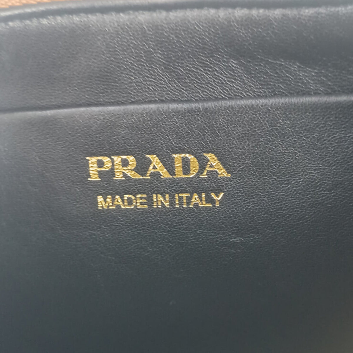 Prada Brown Leather Handbag (Pre-Owned)