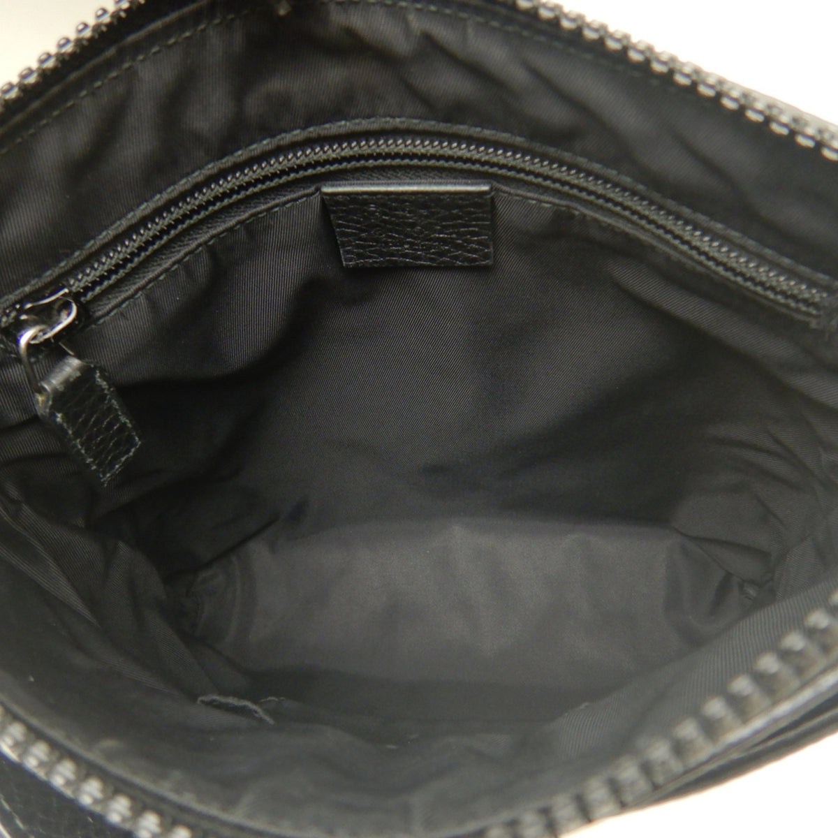 Gucci Black Nylon Leather Shoulder Bag (Pre-Owned)