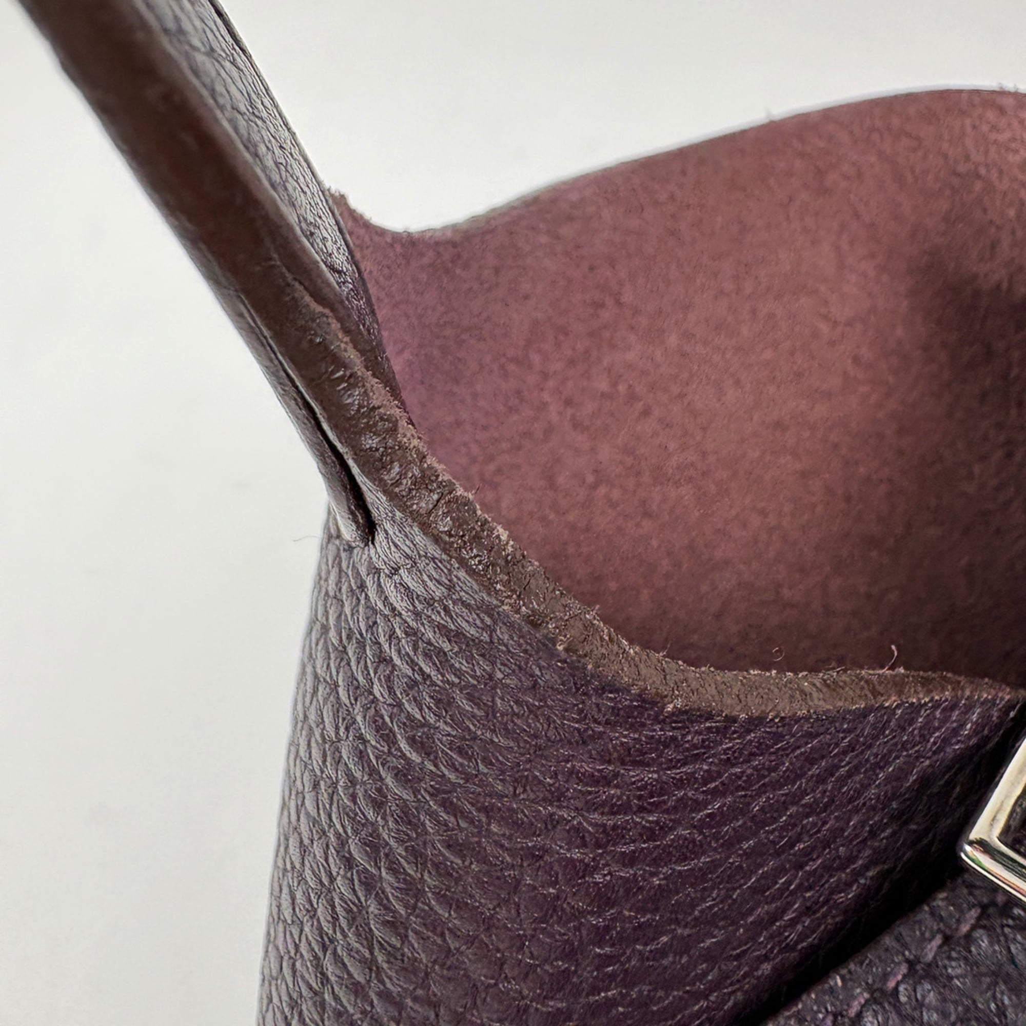 Hermes Raisin Taurillon Clemence Leather Handbag (Pre-Owned)