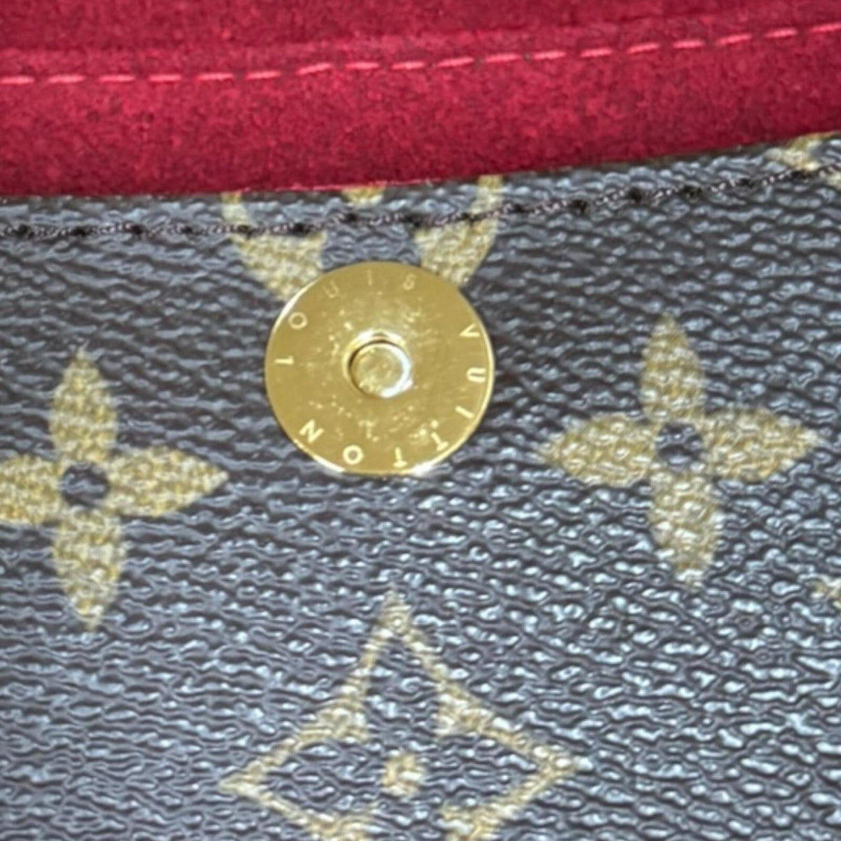Louis Vuitton Brown Monogram Handbag (Pre-Owned)