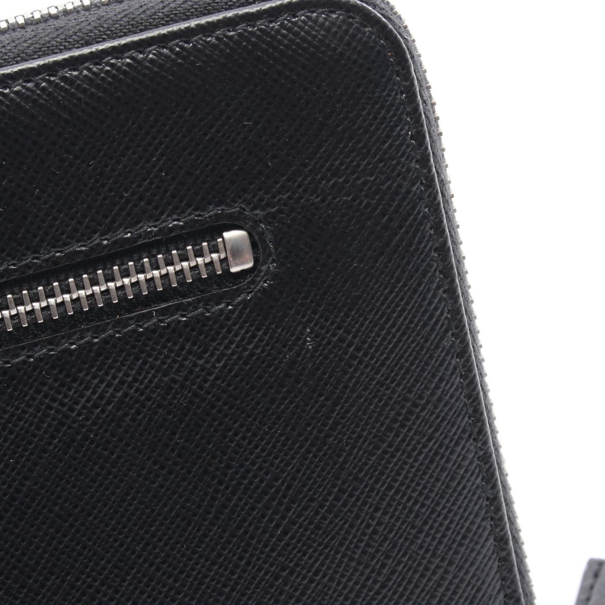 Prada Black Leather Long Wallet (Bi-Fold) (Pre-Owned)