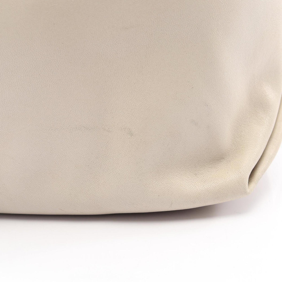Saint Laurent Ivory Leather Handbag Pouch Shoulder Bag (Pre-Owned)