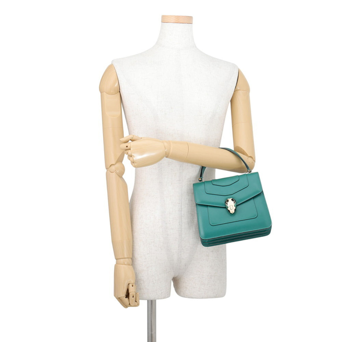 Bvlgari Emerald Green Leather Handbag (Pre-Owned)