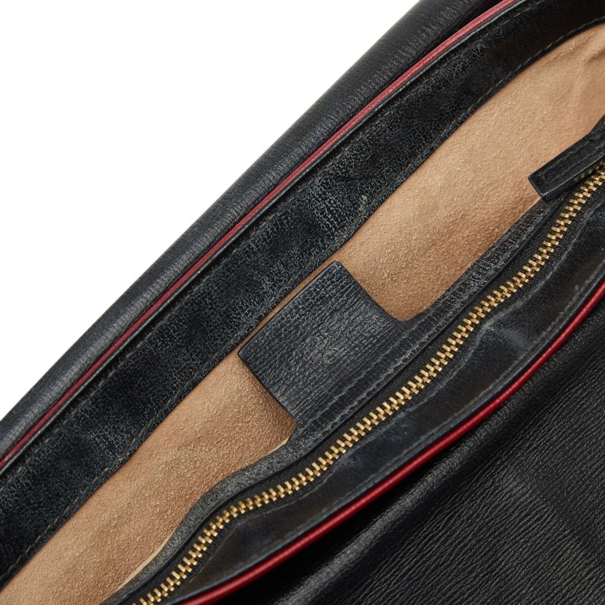 Gucci Black Red Color Leather Shoulder Bag (Pre-Owned)