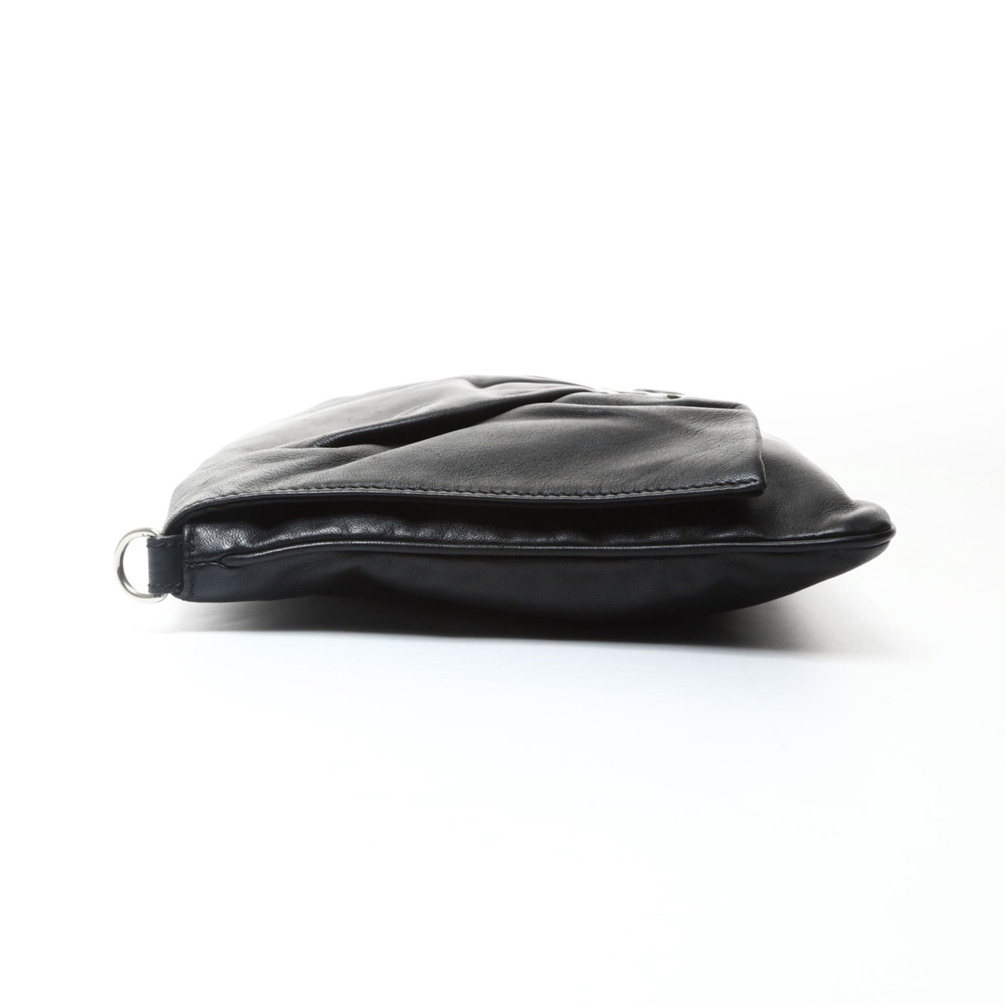 Fendi Black Leather Shoulder Bag (Pre-Owned)