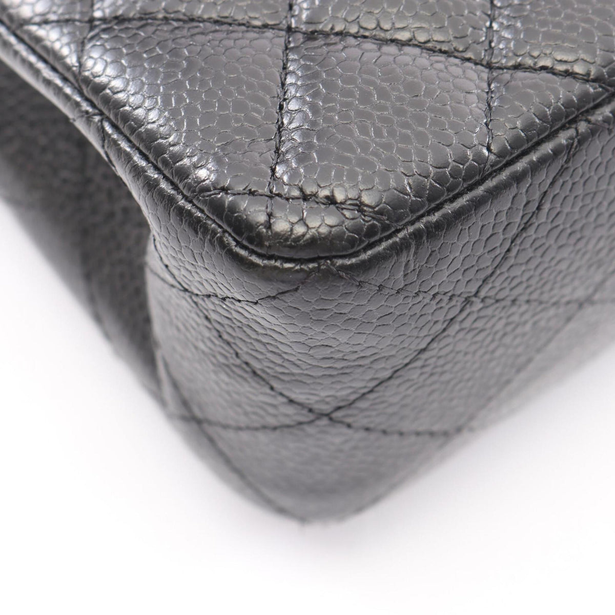 Chanel Black Grained Calfskin Handbag Shoulder Bag (Pre-Owned)