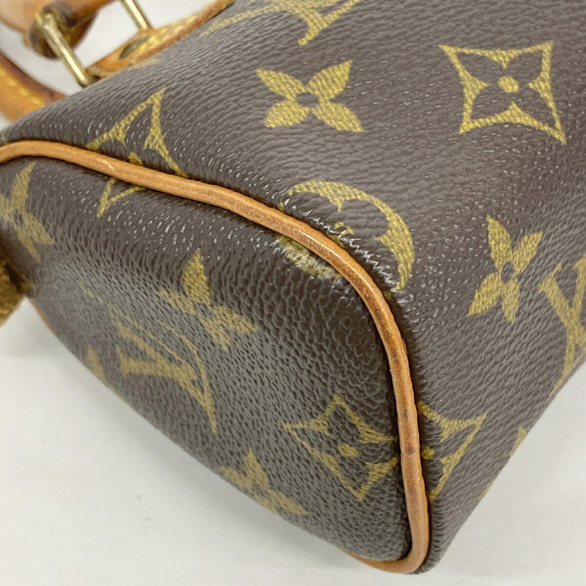 Louis Vuitton Brown Handbag (Pre-Owned)