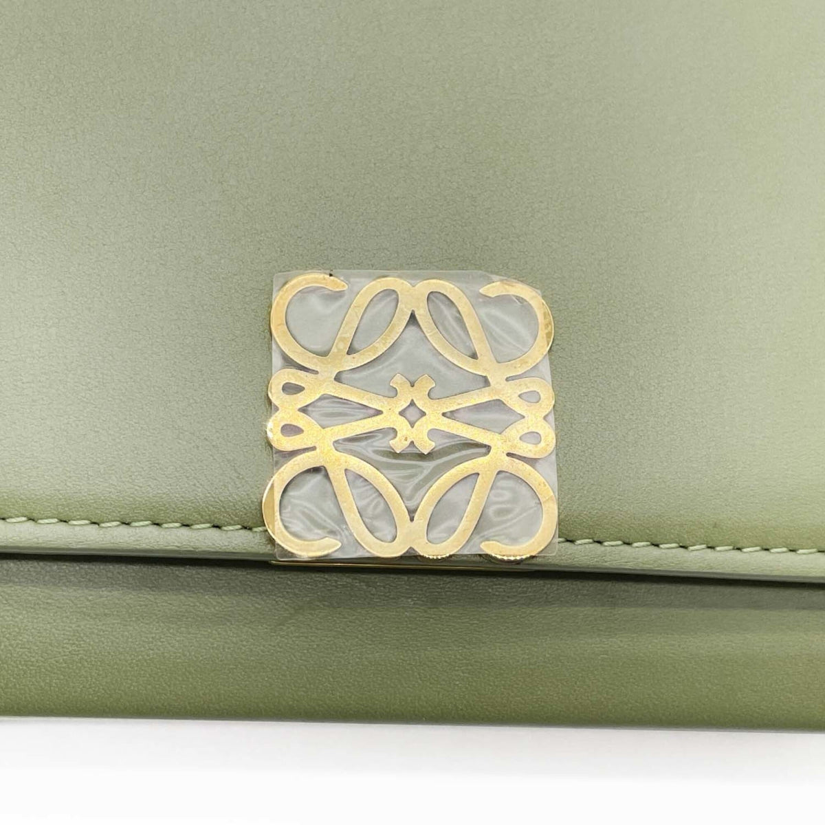 Loewe Gold Green Leather Shoulder Bag (Pre-Owned)